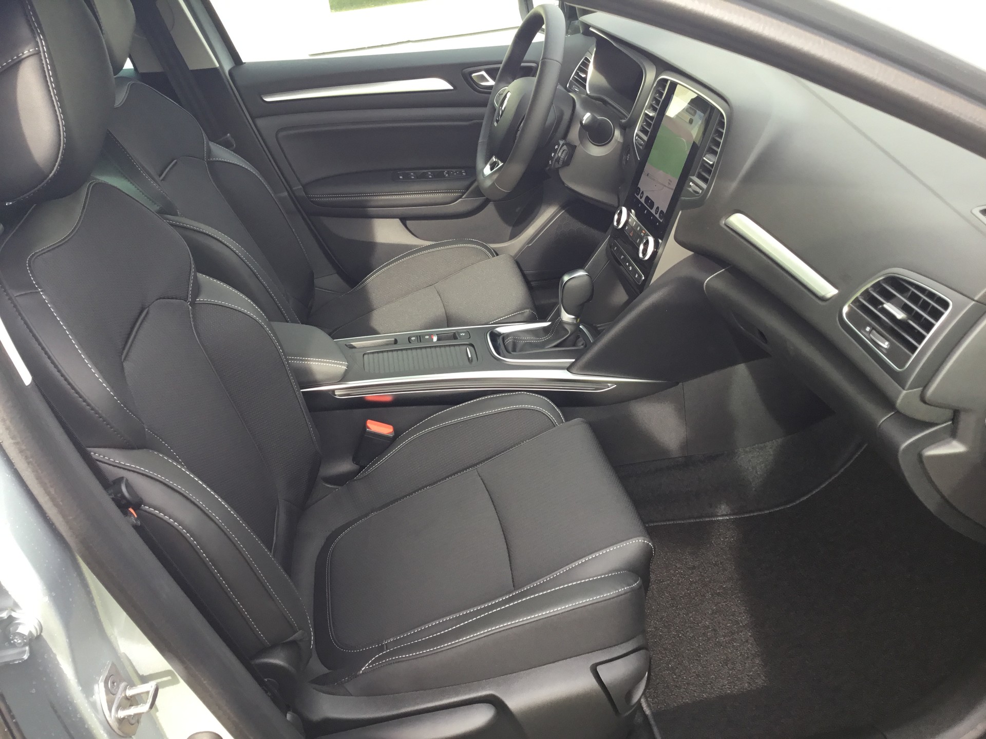 RENAULT Mégane Grandtour 1.3 16V Turbo Techno EDC-image-13