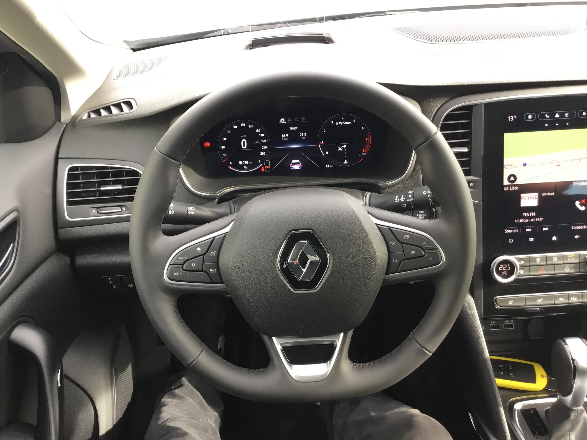 RENAULT Mégane Grandtour 1.3 16V Turbo Techno EDC-image-9