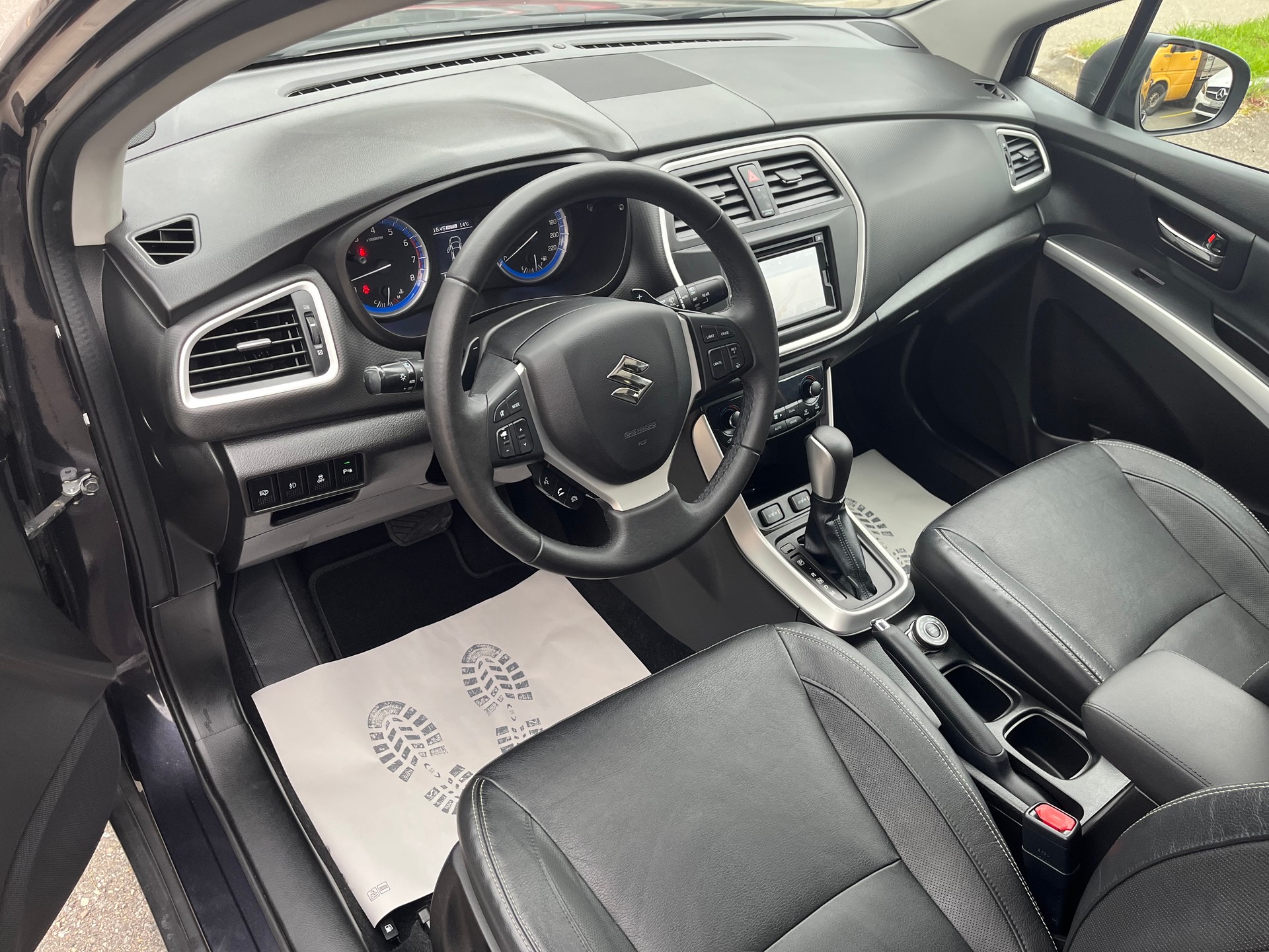SUZUKI SX4 S-Cross 1.6 16V GL Top 4WD CVT7-image-12