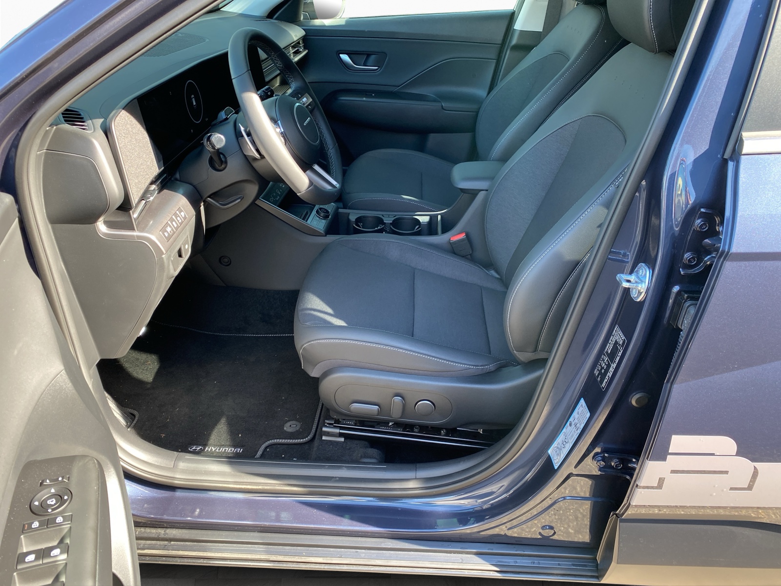 HYUNDAI Kona 1.6 T-GDi Amplia 4WD-image-9