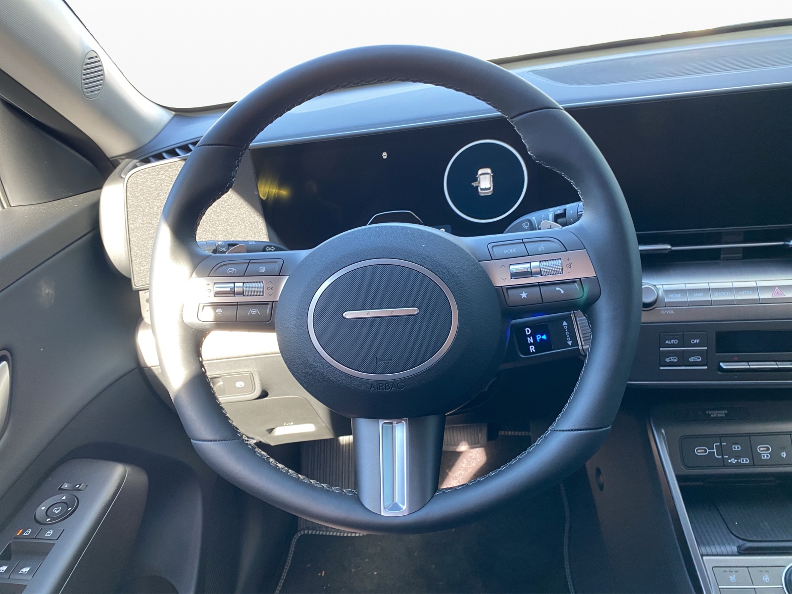 HYUNDAI Kona 1.6 T-GDi Amplia 4WD-image-12