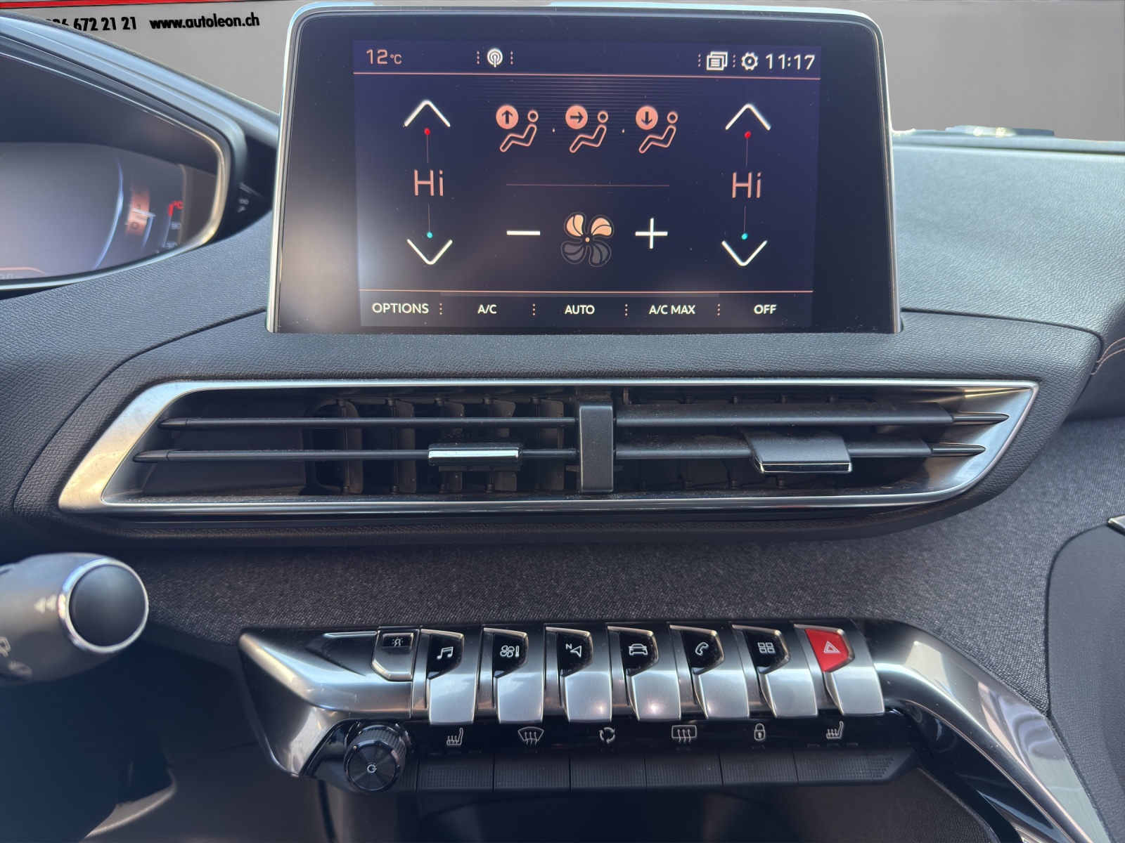 PEUGEOT 5008 2.0 BlueHDi GT Line-image-14