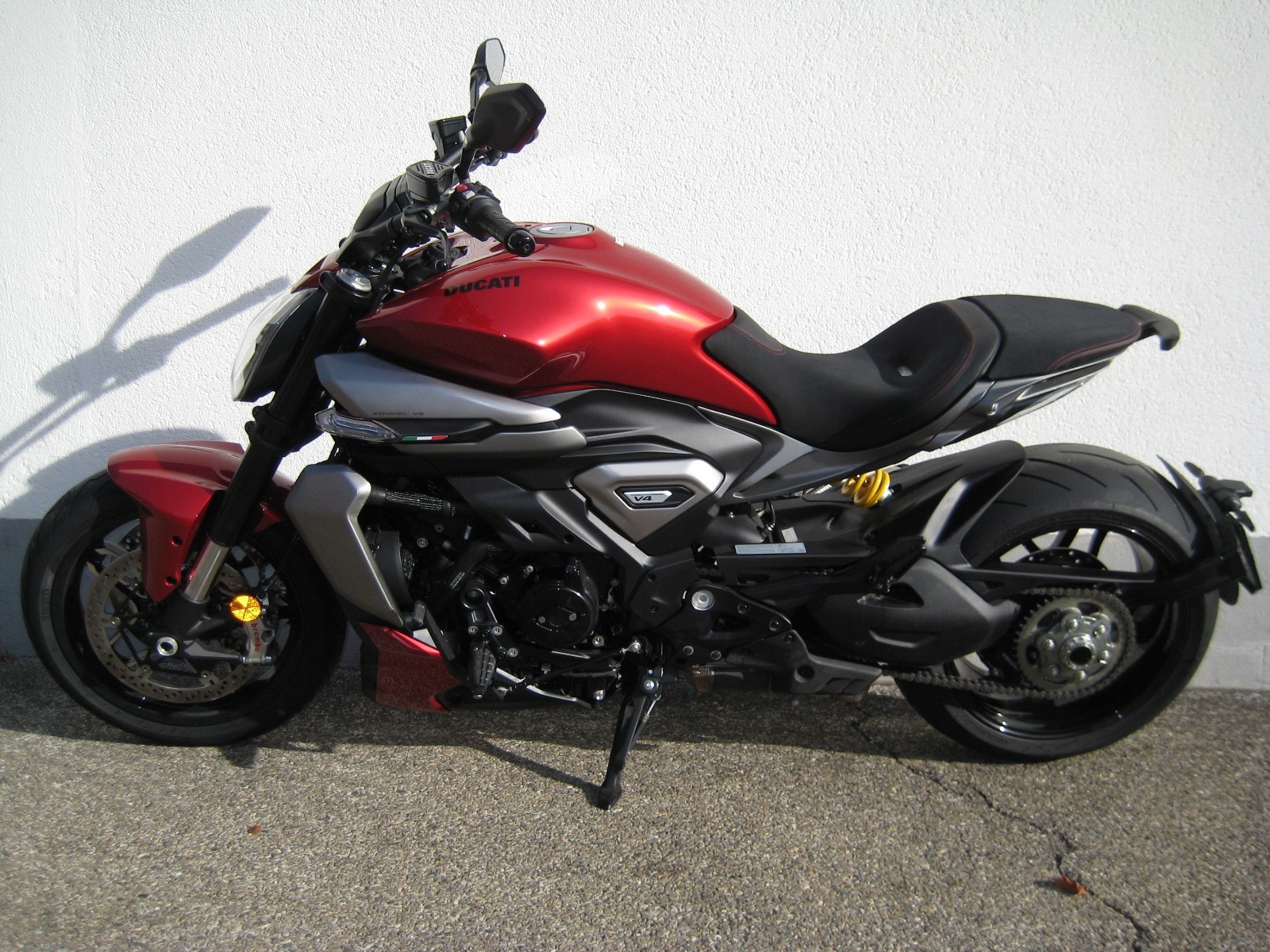 DUCATI X Diavel V4-image-3