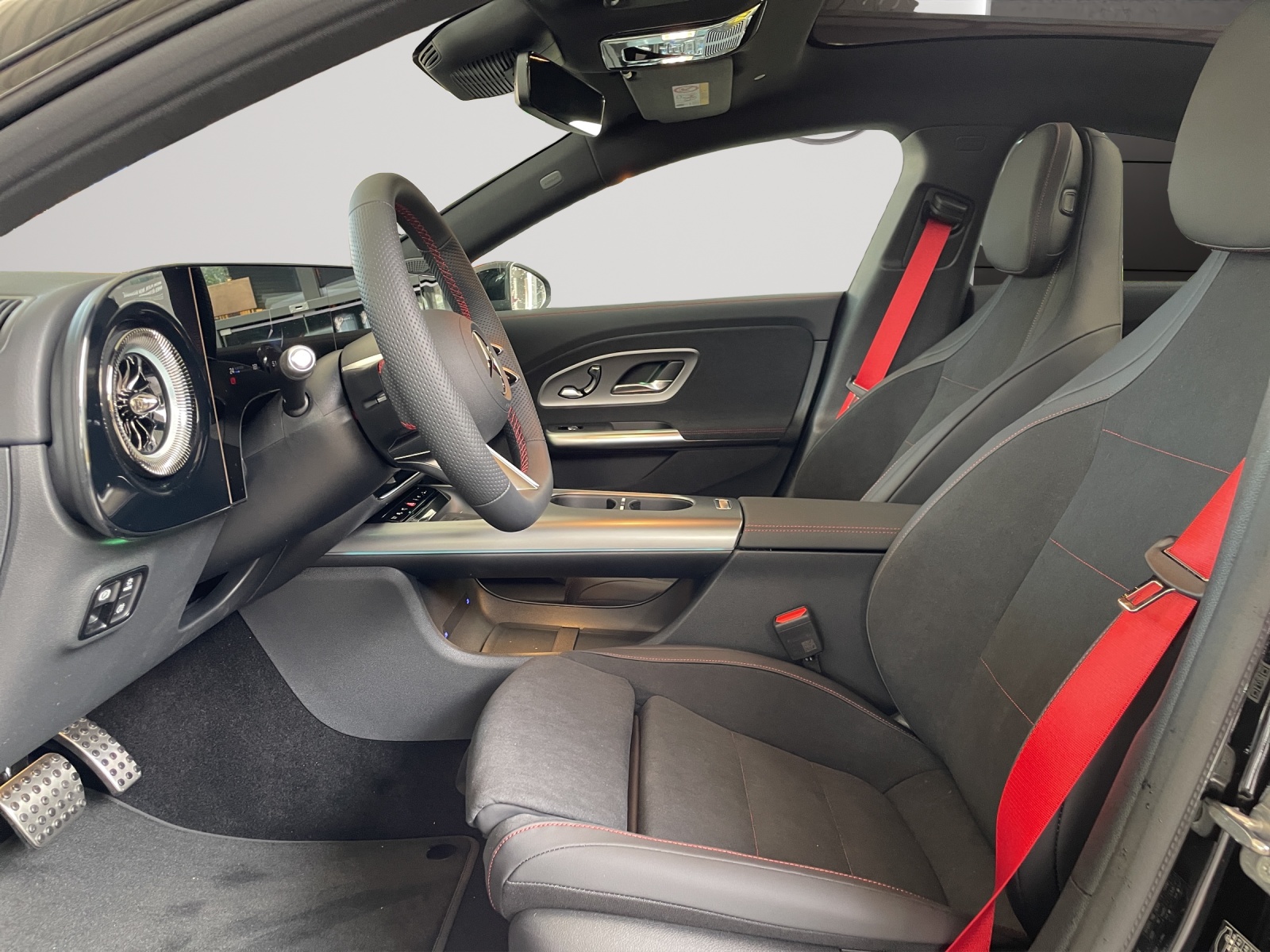 Image MERCEDES-BENZ CLA-250 CLA 250+ 85 kWh EQ