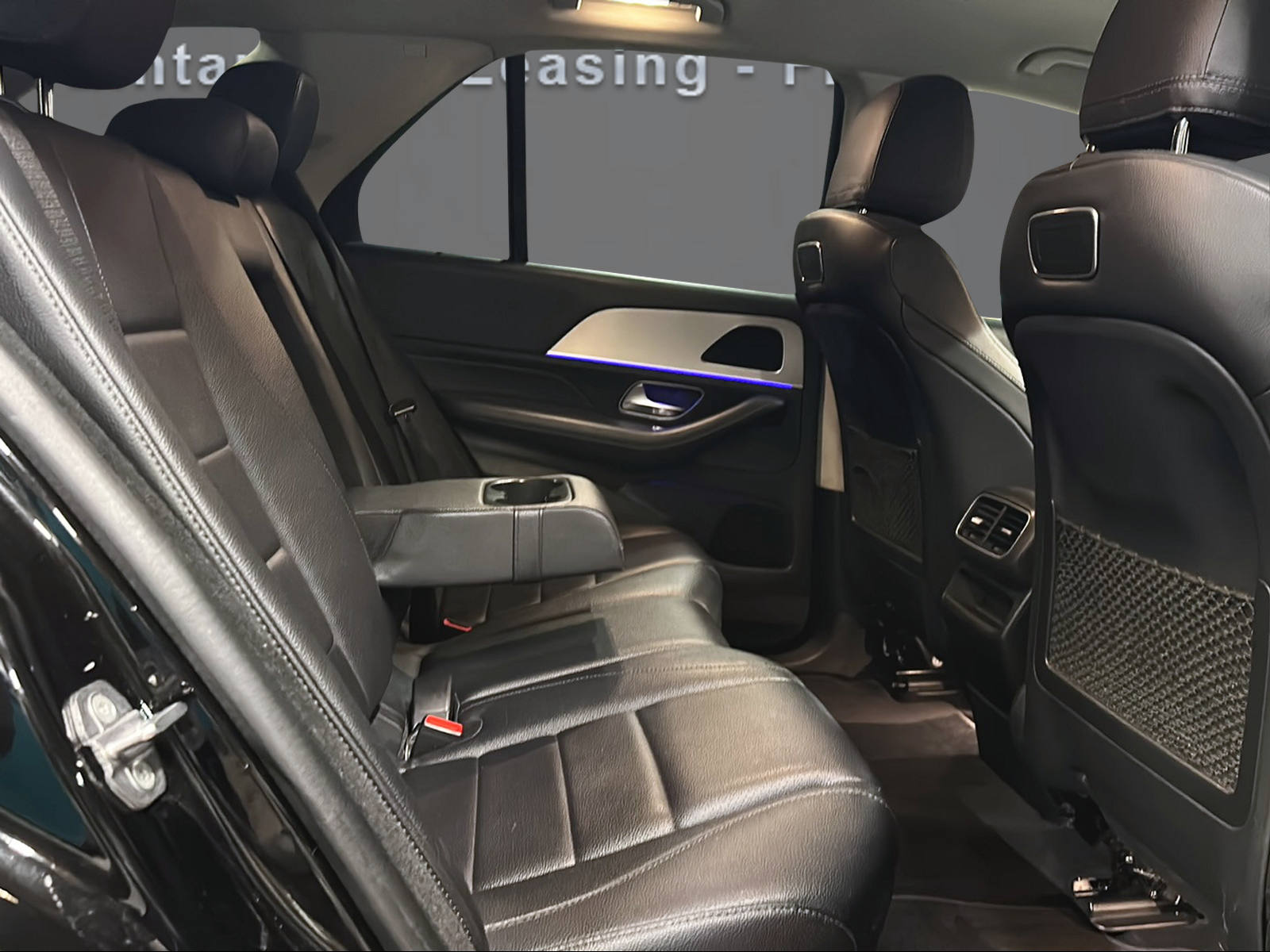 MERCEDES-BENZ GLE 300 d 4Matic 9G-Tronic-image-12