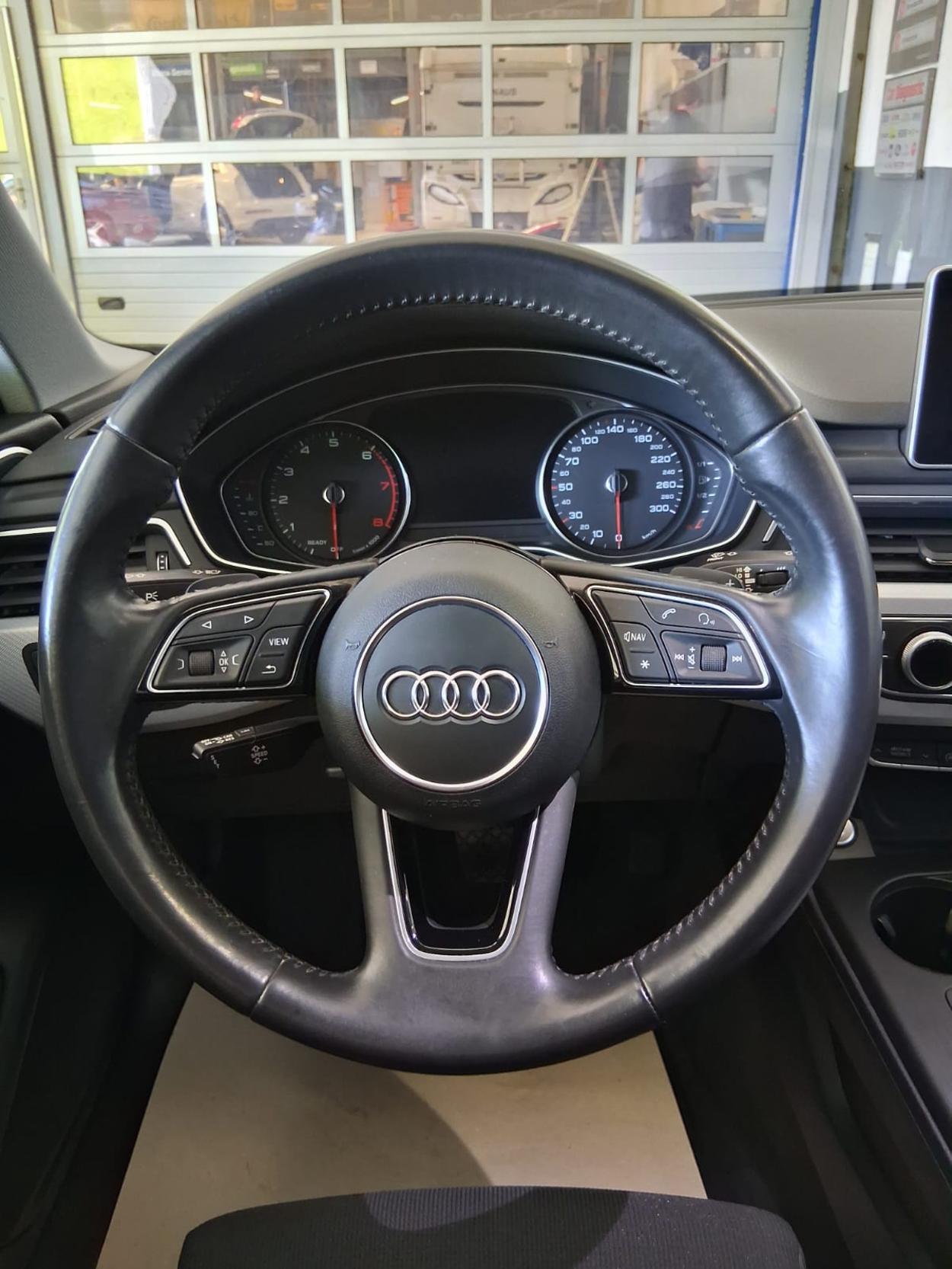 AUDI A4 Avant 2.0 TFSI 190 ultra Sport S-Tronic-image-11