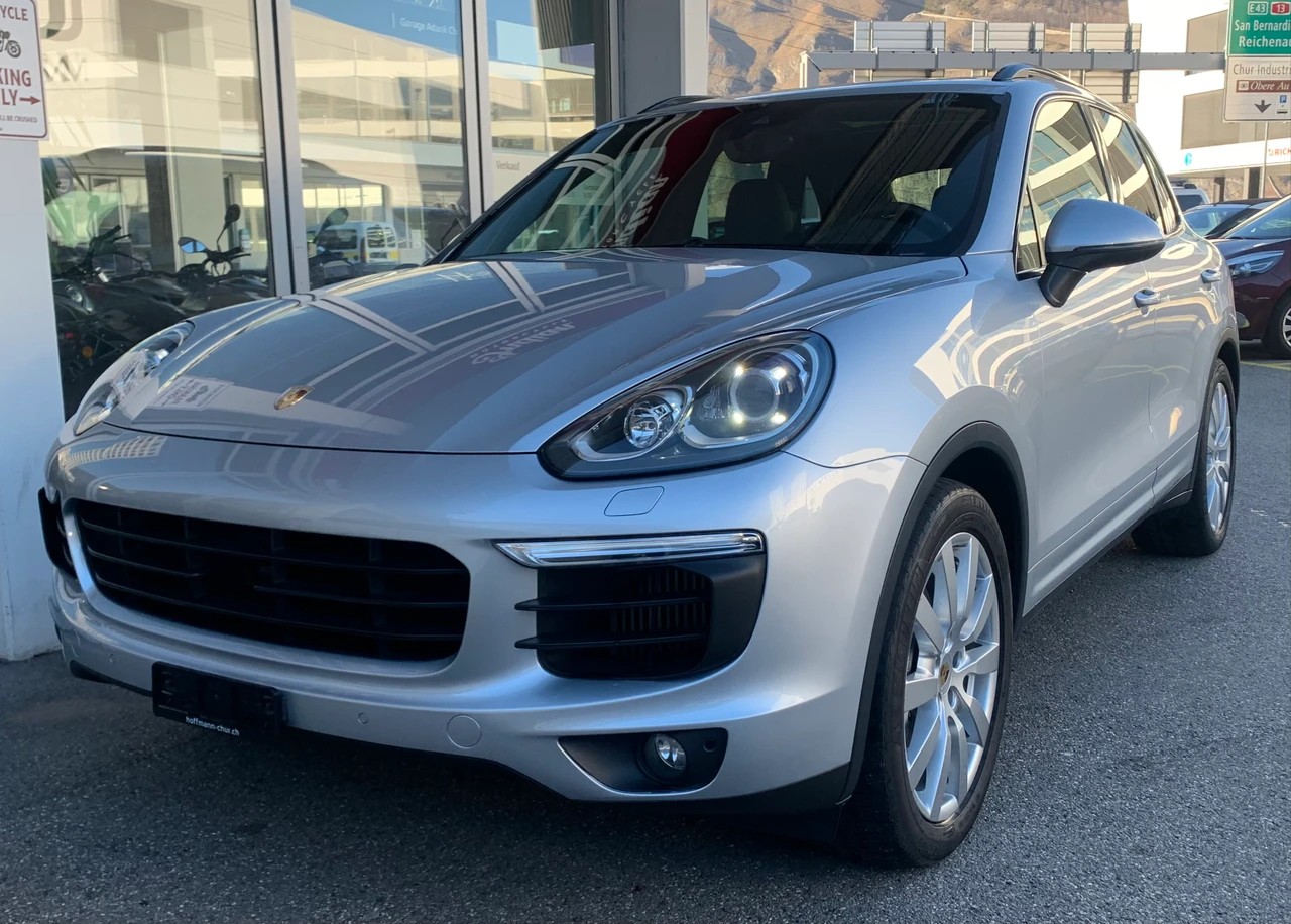 PORSCHE Cayenne S-image-6