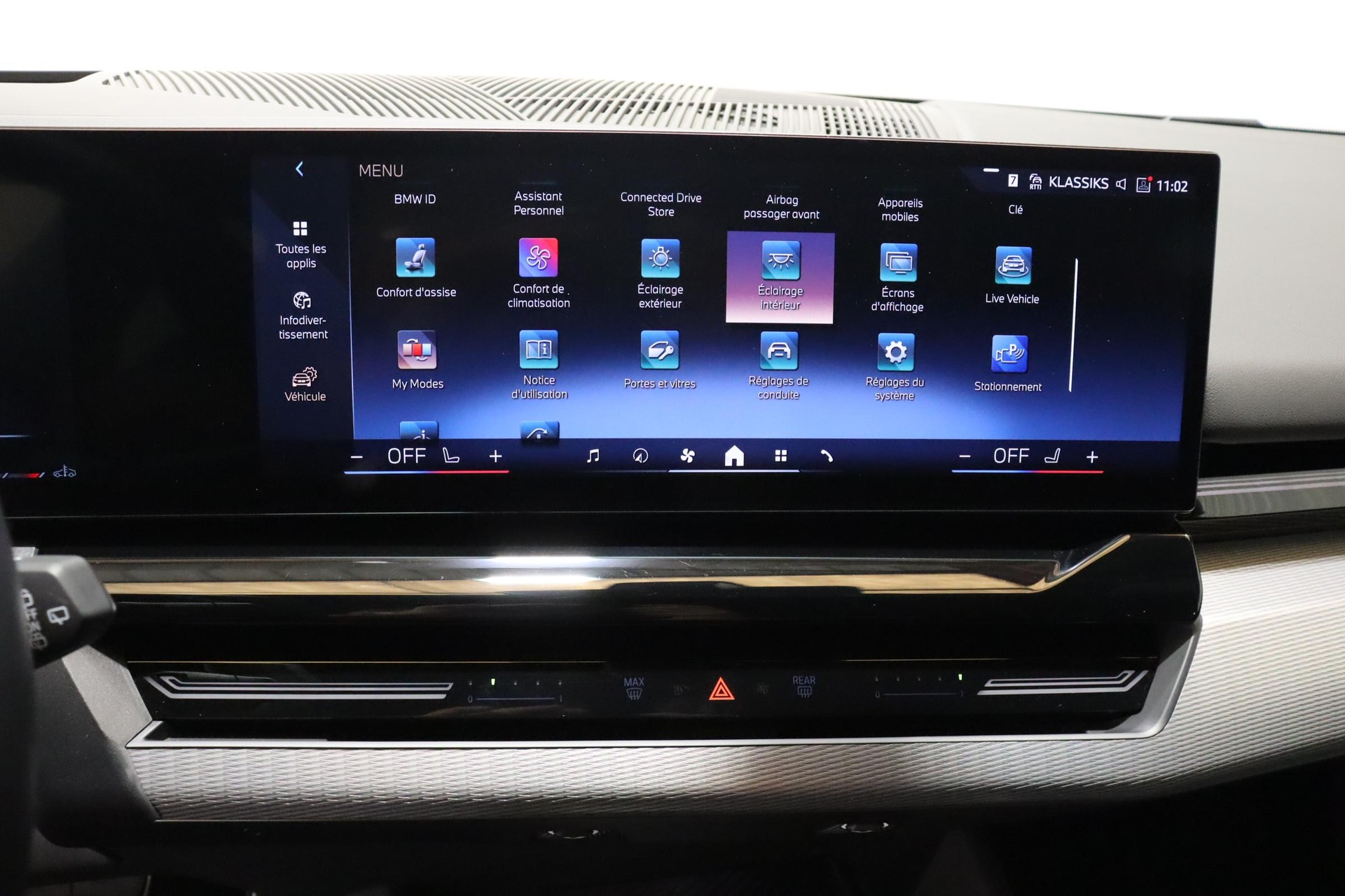 BMW 520d xDrive Touring-image-13