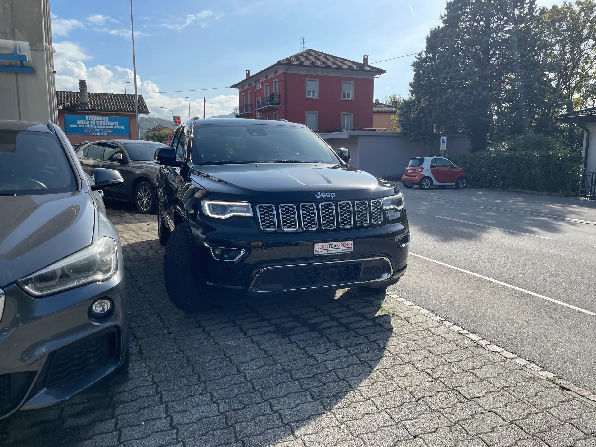 JEEP Grand Cherokee 3.0 CRD Overland Automatic-image-1