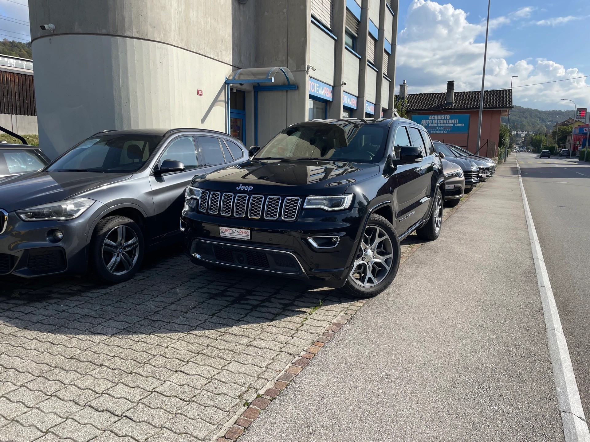 JEEP Grand Cherokee 3.0 CRD Overland Automatic-image-0