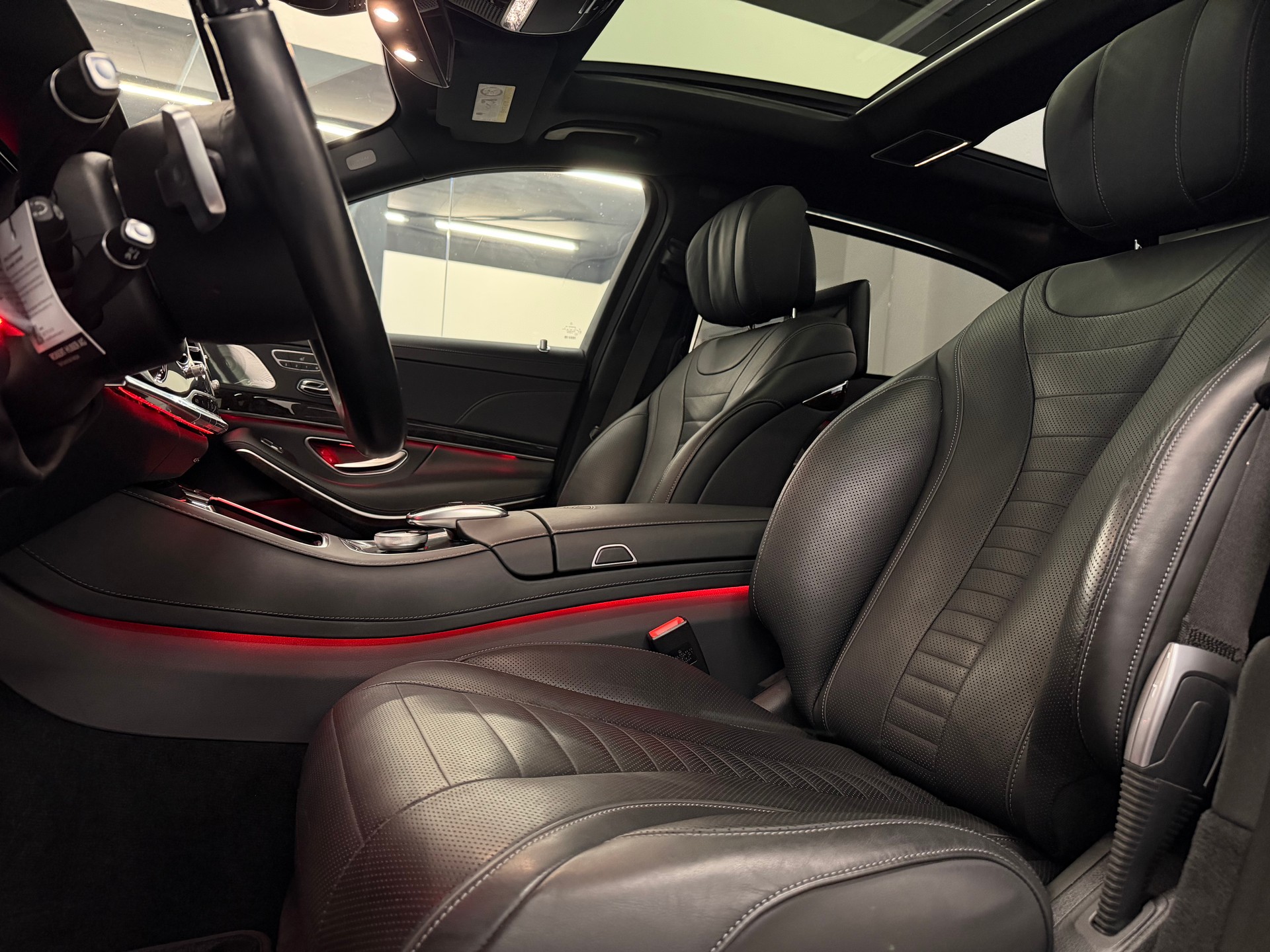 MERCEDES-BENZ S 500 Maybach 4Matic 9G-Tronic-image-16