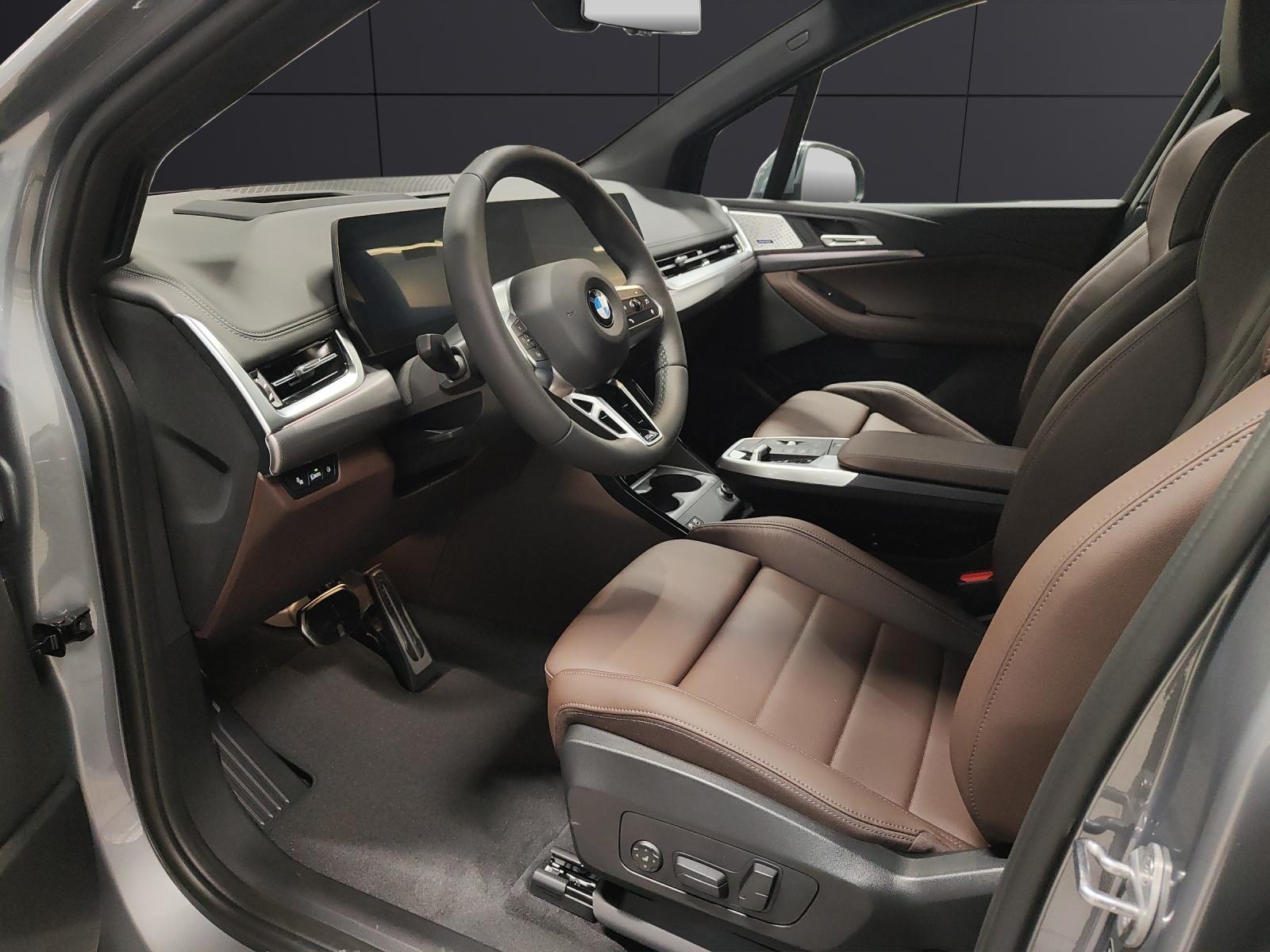 BMW 223d xDrive Active Tourer-image-1