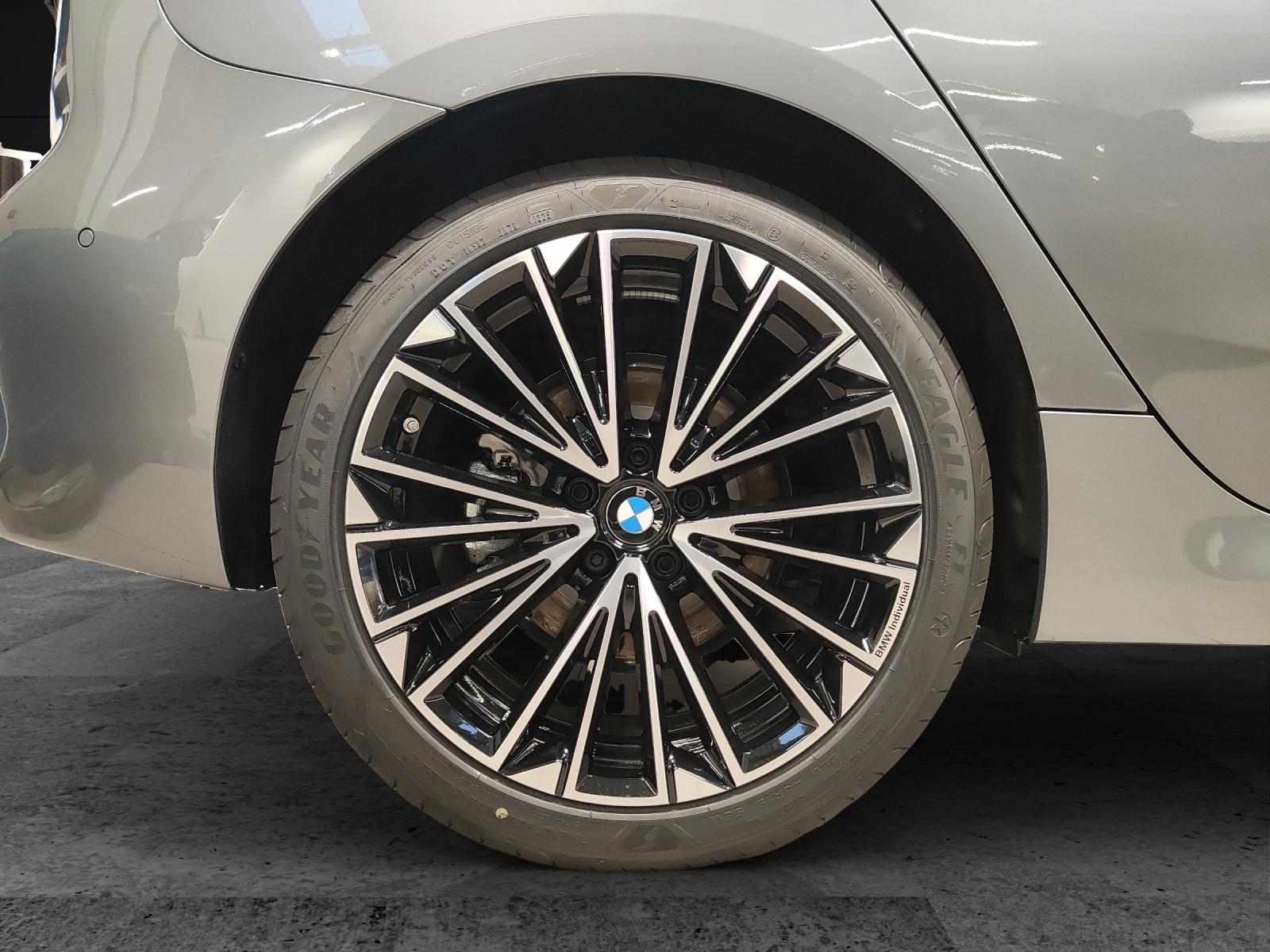 BMW 223d xDrive Active Tourer-image-6