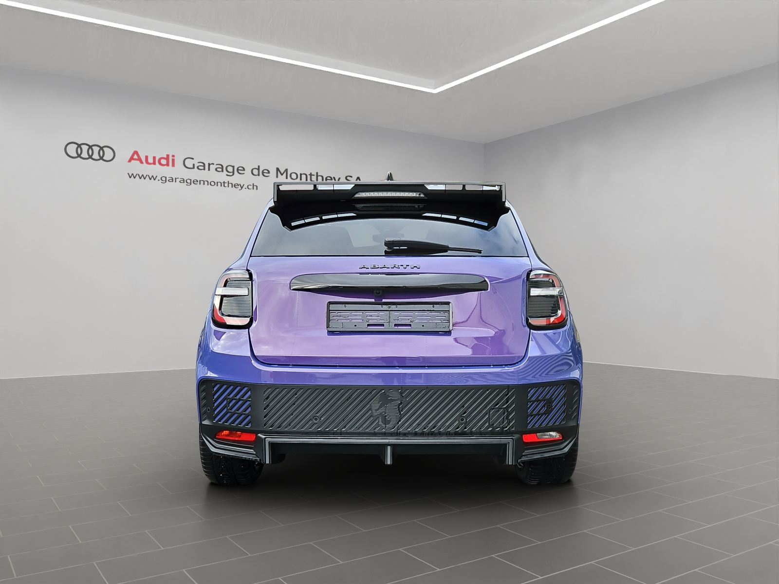 FIAT Abarth 600e Scorpionissima-image-4