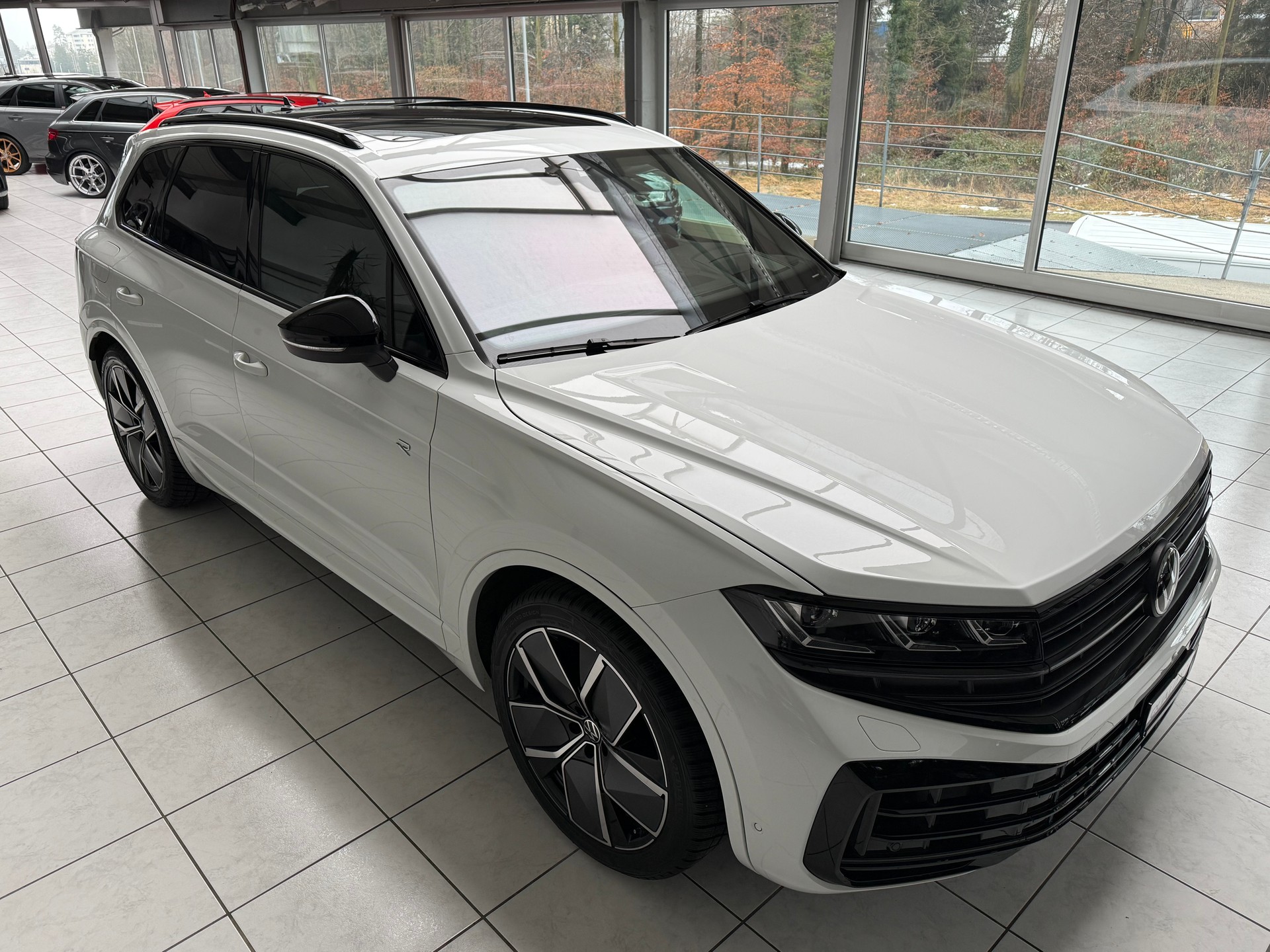 VW Touareg 3.0 TSI eHybrid R Tiptronic * Werksgarantie bis 10.2027 *-image-5