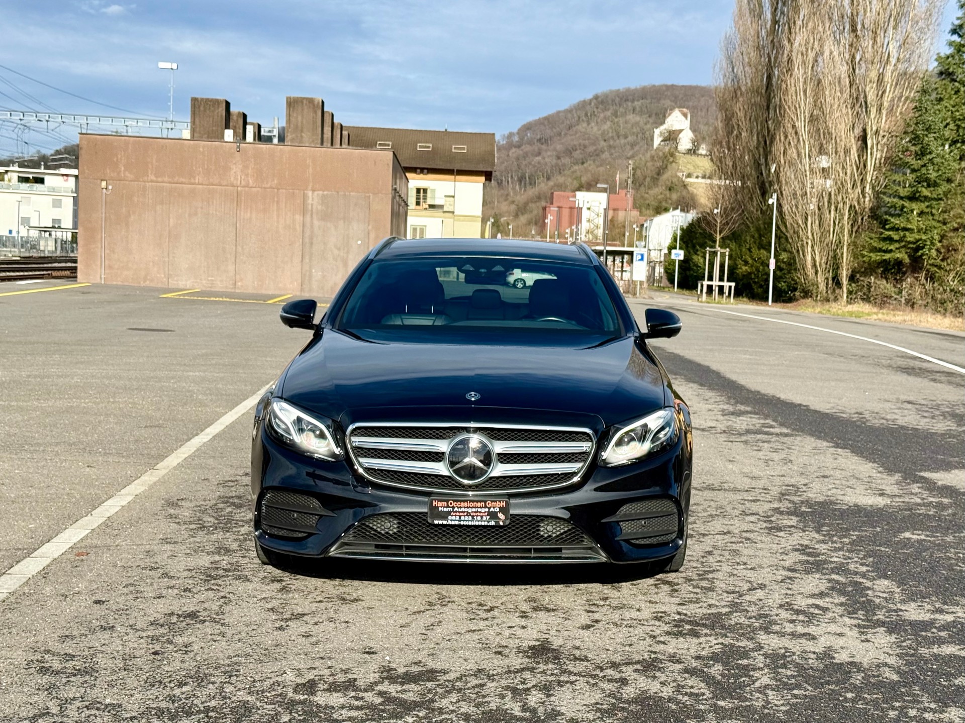 MERCEDES-BENZ E 220 d AMG Line 4Matic 9G-Tronic-image-0
