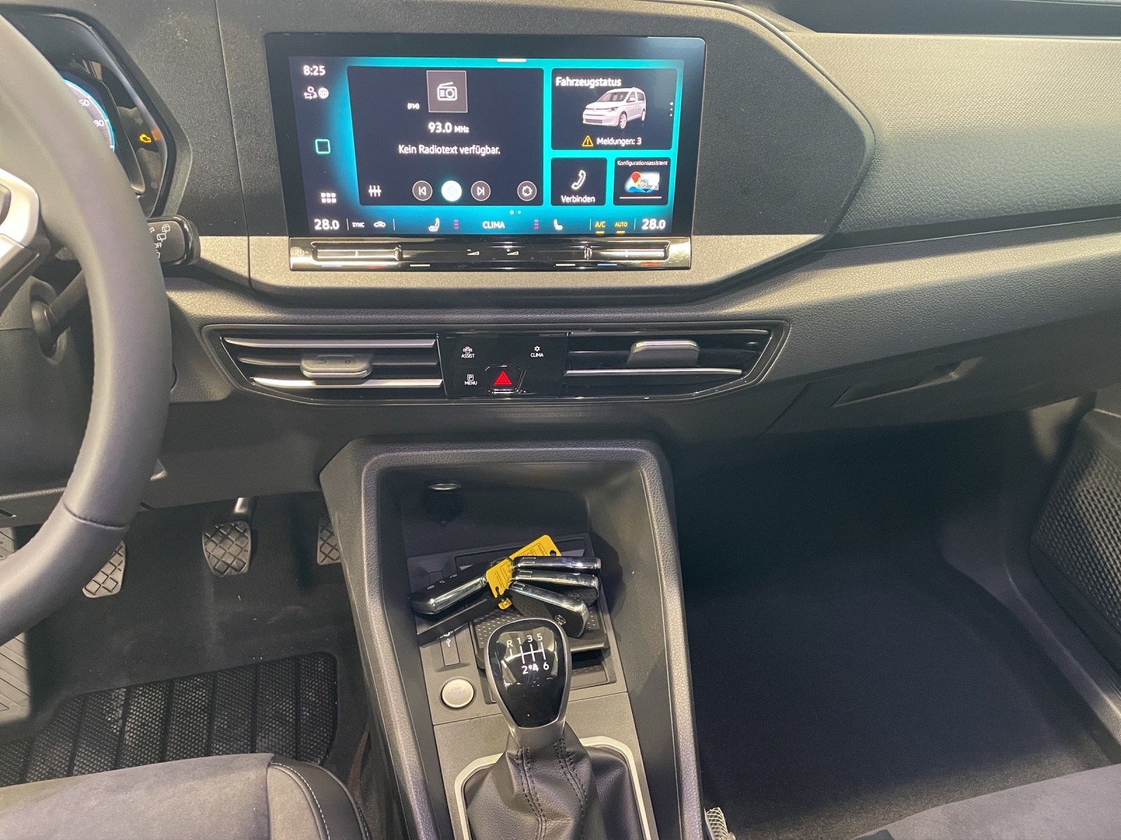 VW Caddy 2.0 TDI 4Motion Life-image-11