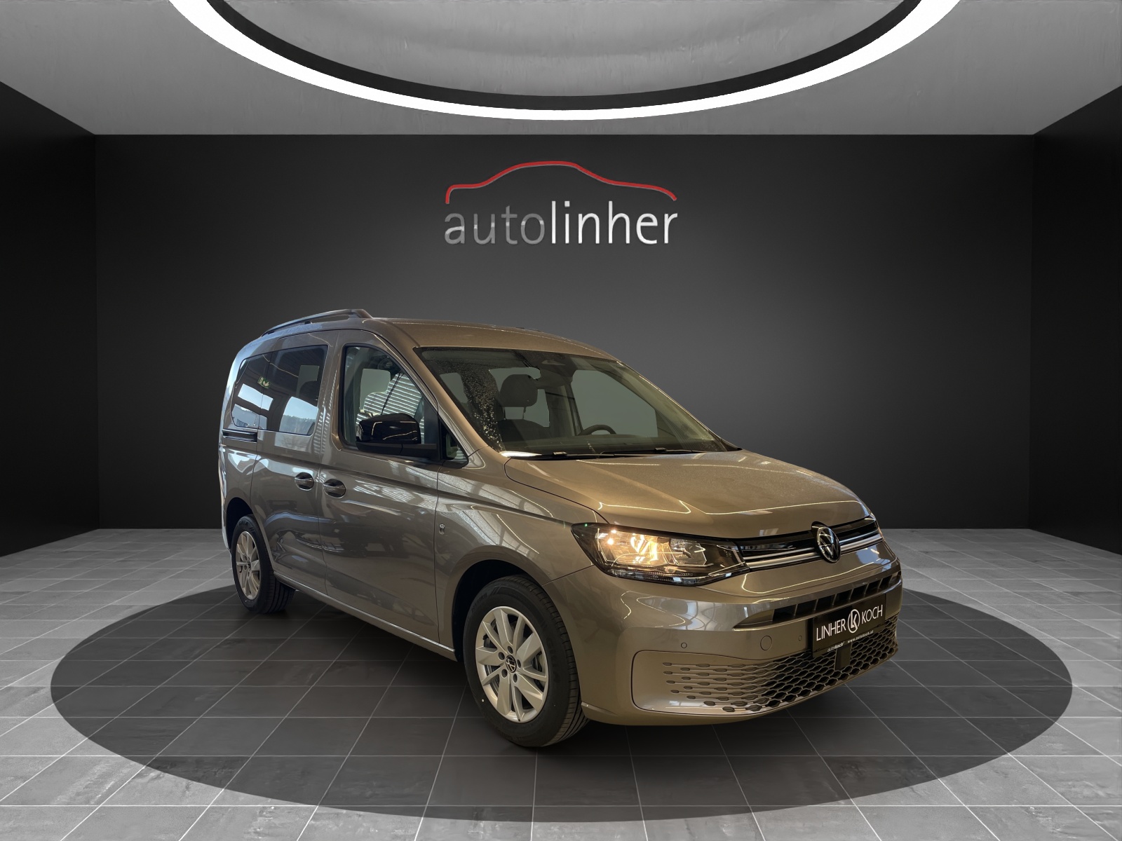VW Caddy 2.0 TDI 4Motion Life-image-5