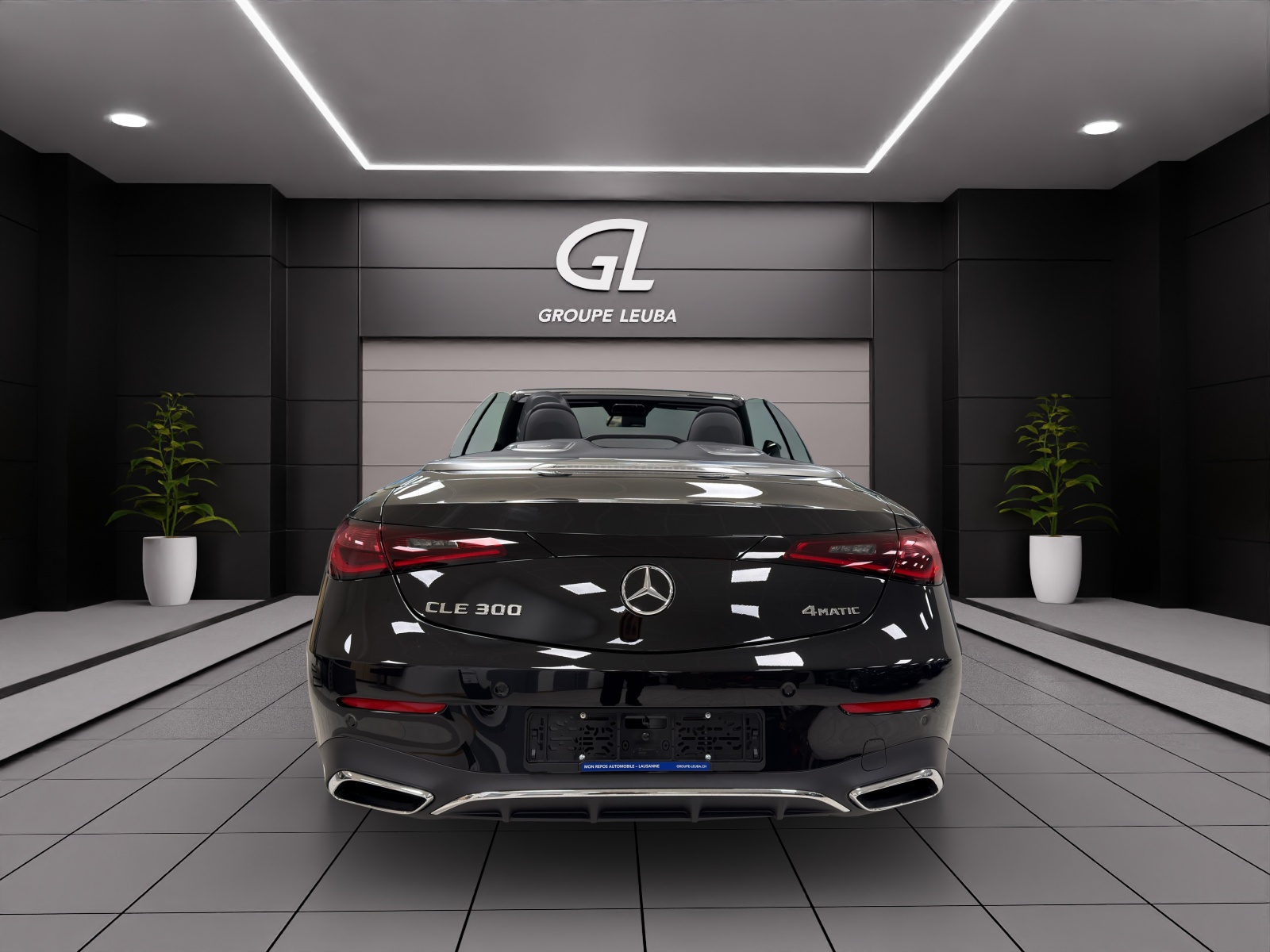 MERCEDES-BENZ CLE 300 Cabrio 4Matic 9G-Tronic-image-4