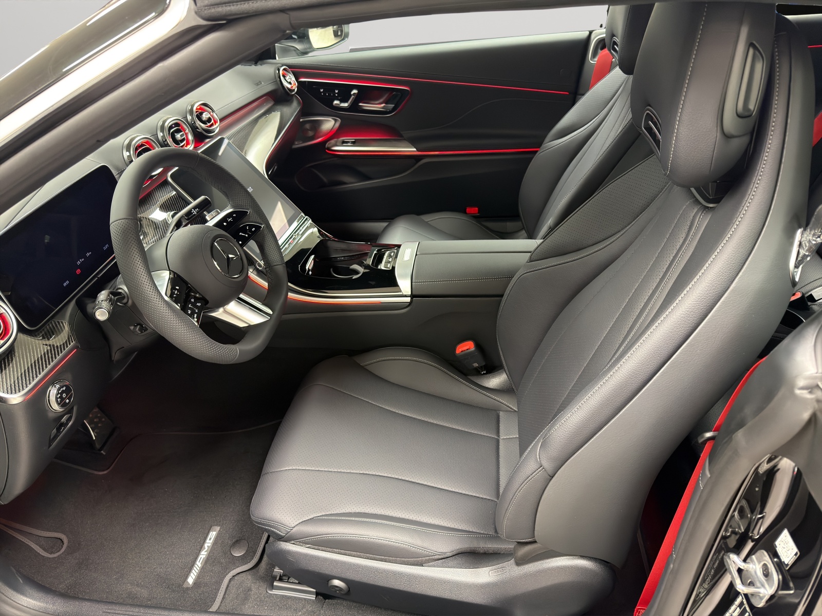 MERCEDES-BENZ CLE 300 Cabrio 4Matic 9G-Tronic-image-7