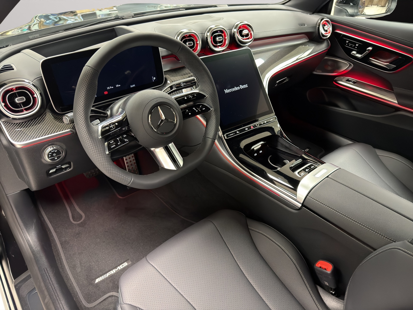 MERCEDES-BENZ CLE 300 Cabrio 4Matic 9G-Tronic-image-6