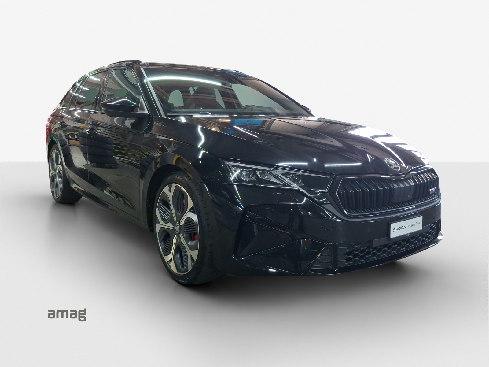 SKODA Octavia Combi 2.0 TSI DSG RS-image-5