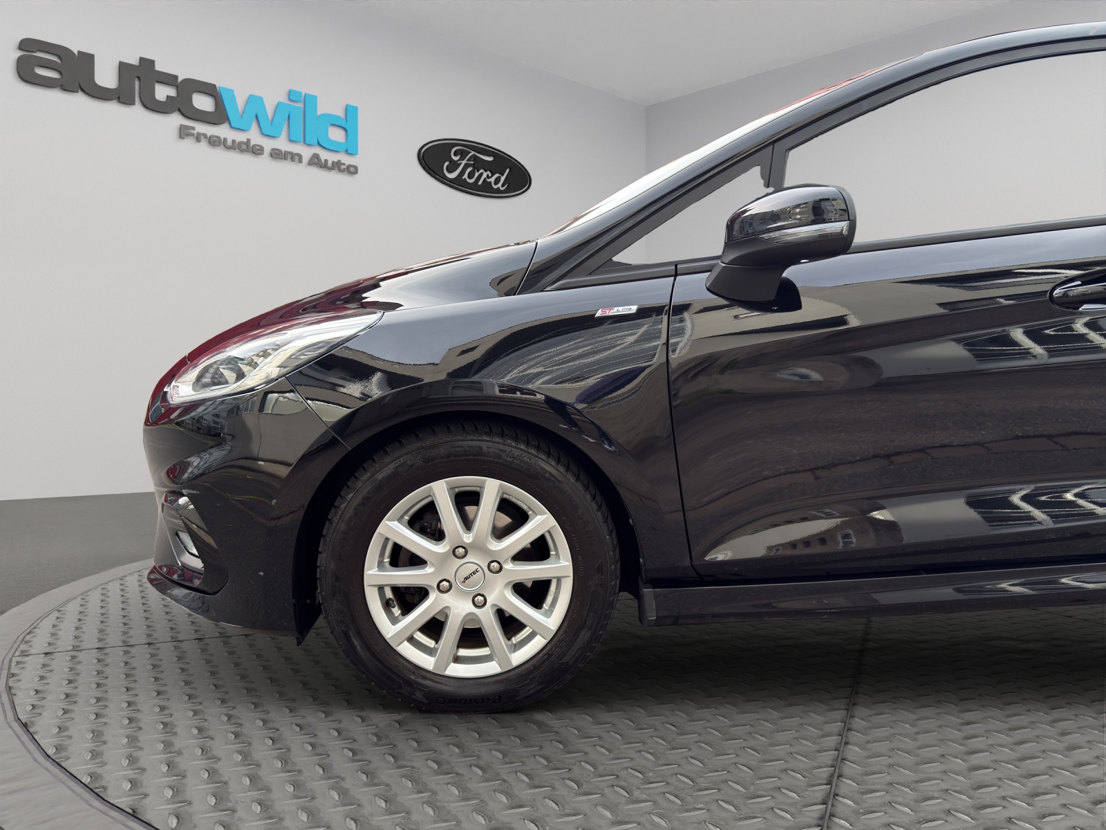 FORD Fiesta 1.0 SCTi ST Line-image-11