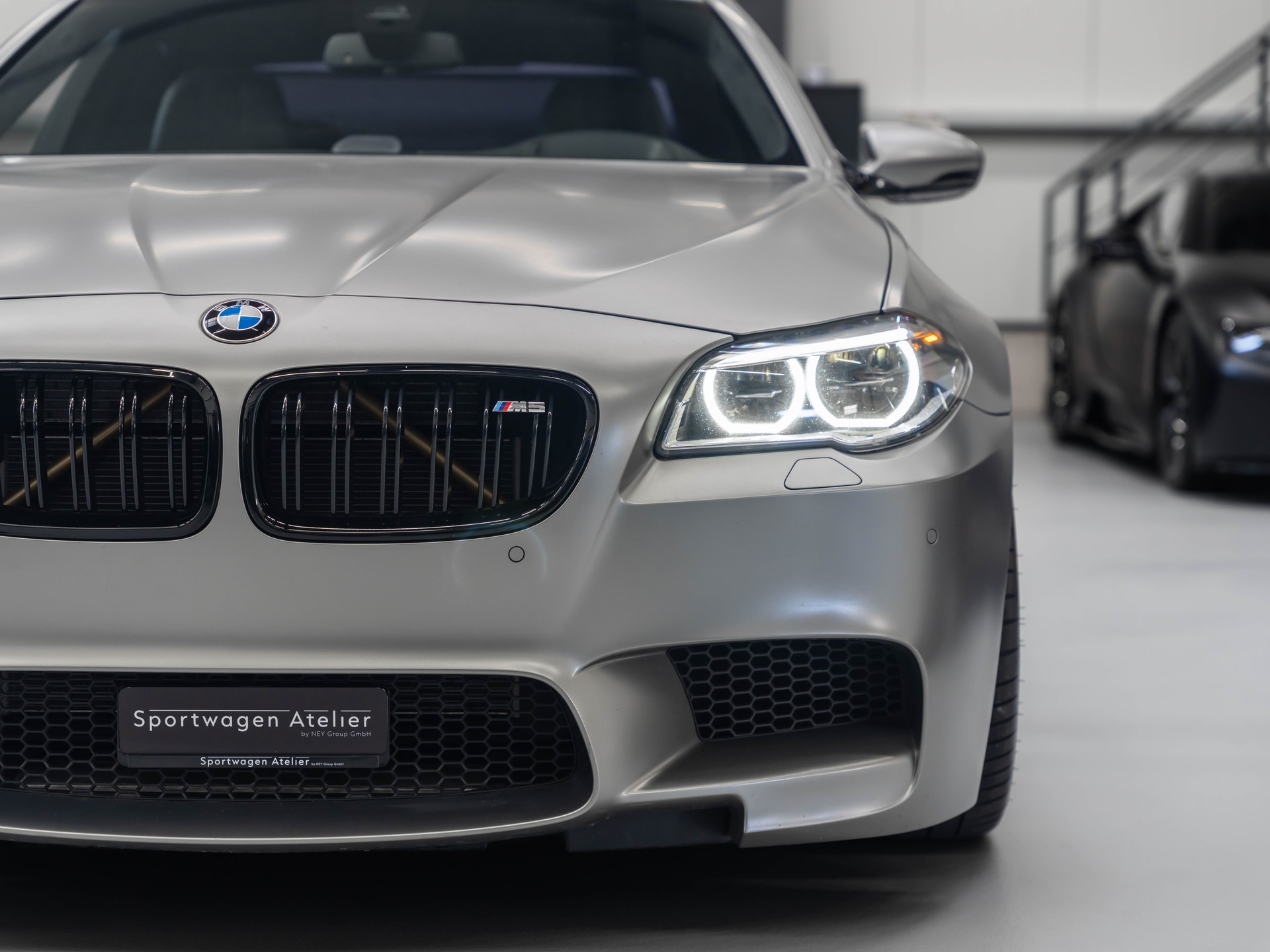 BMW M5 Drivelogic “30 Jahre Edition” 1 of 300-image-14