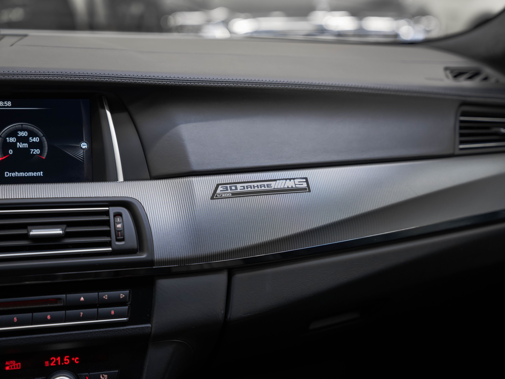 BMW M5 Drivelogic “30 Jahre Edition” 1 of 300-image-25