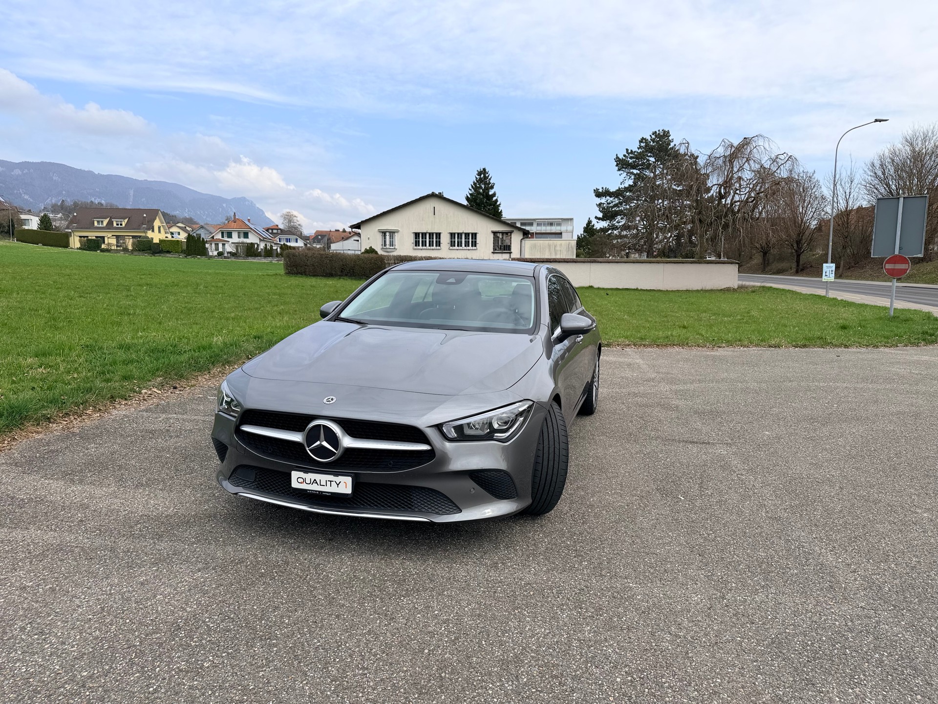 MERCEDES-BENZ CLA Shooting Brake 200 Style 7G-DCT-showroom-element-1