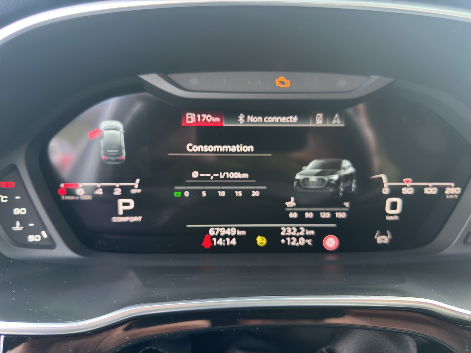 AUDI Q3 Sportback 40 TFSI S line quattro S-tronic-image-9