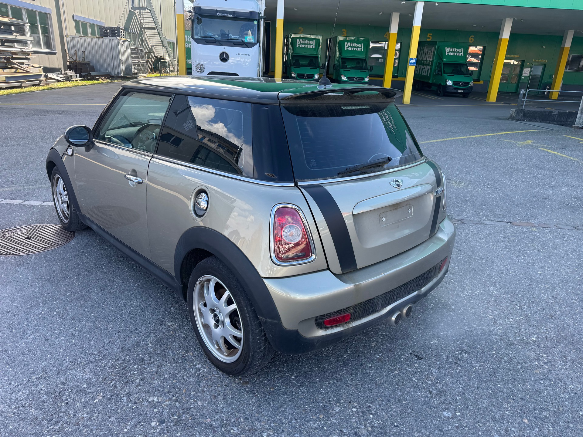 MINI Cooper S Steptronic-image-3