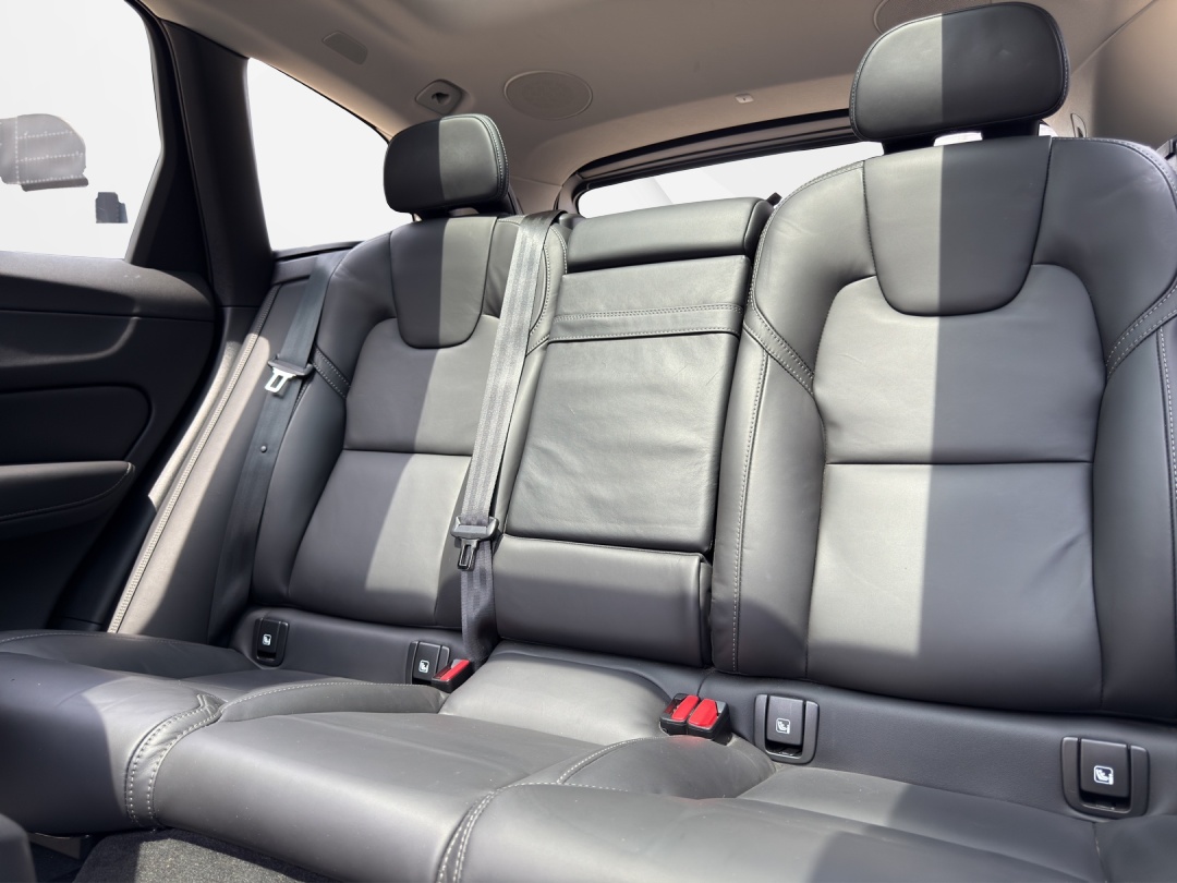 VOLVO XC60 T6 eAWD Inscription Geartronic-image-10