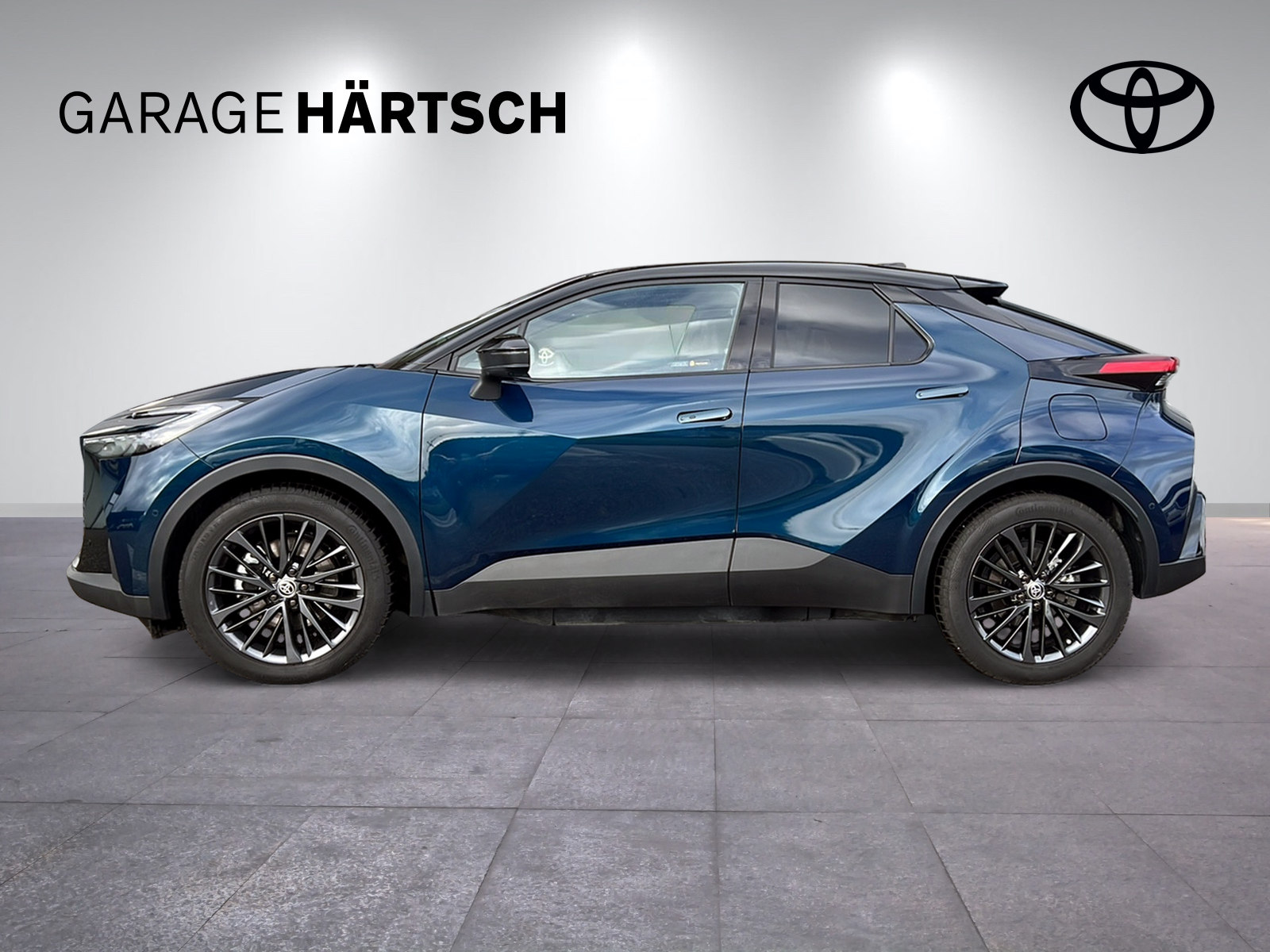 TOYOTA C-HR 2.0 PHEV Style-image-1