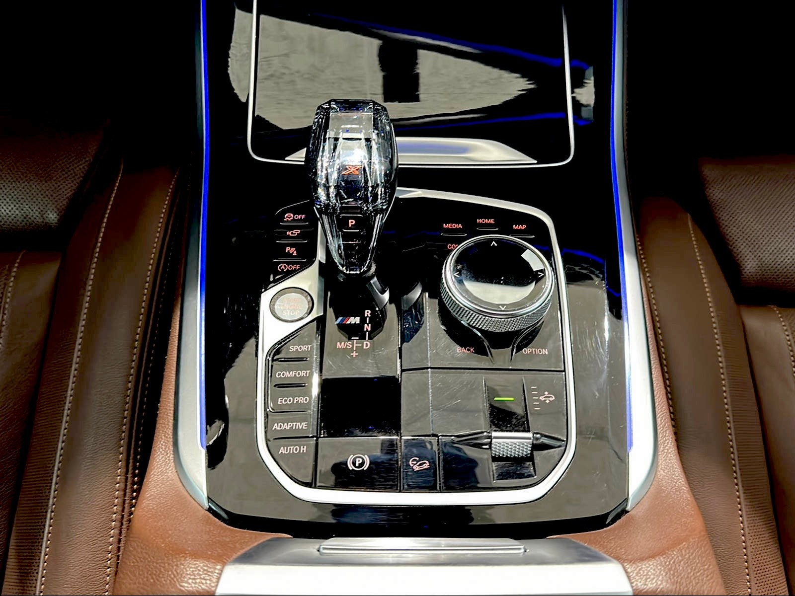 BMW X5 xDrive M50d Steptronic-image-22