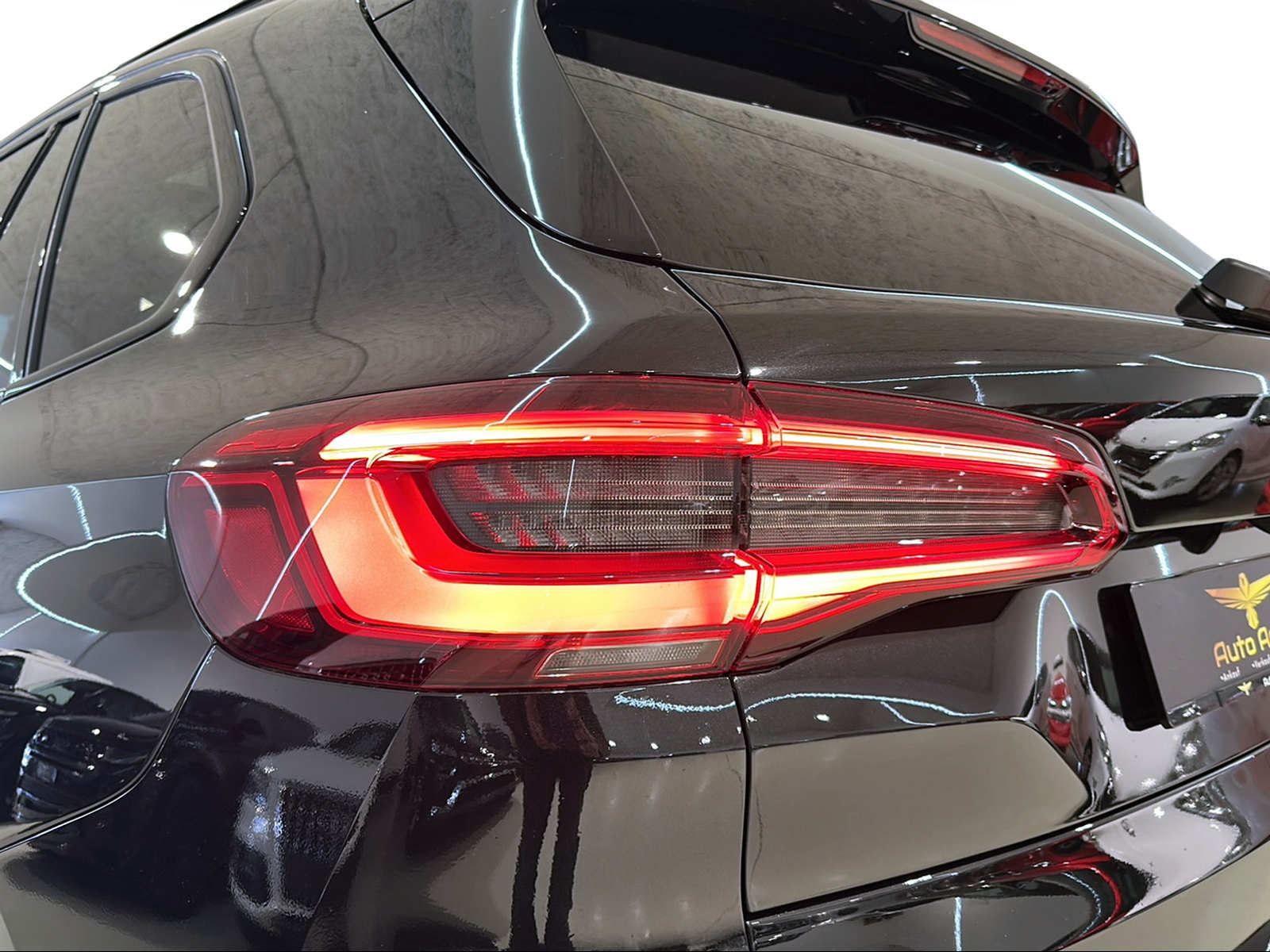 BMW X5 xDrive M50d Steptronic-image-7