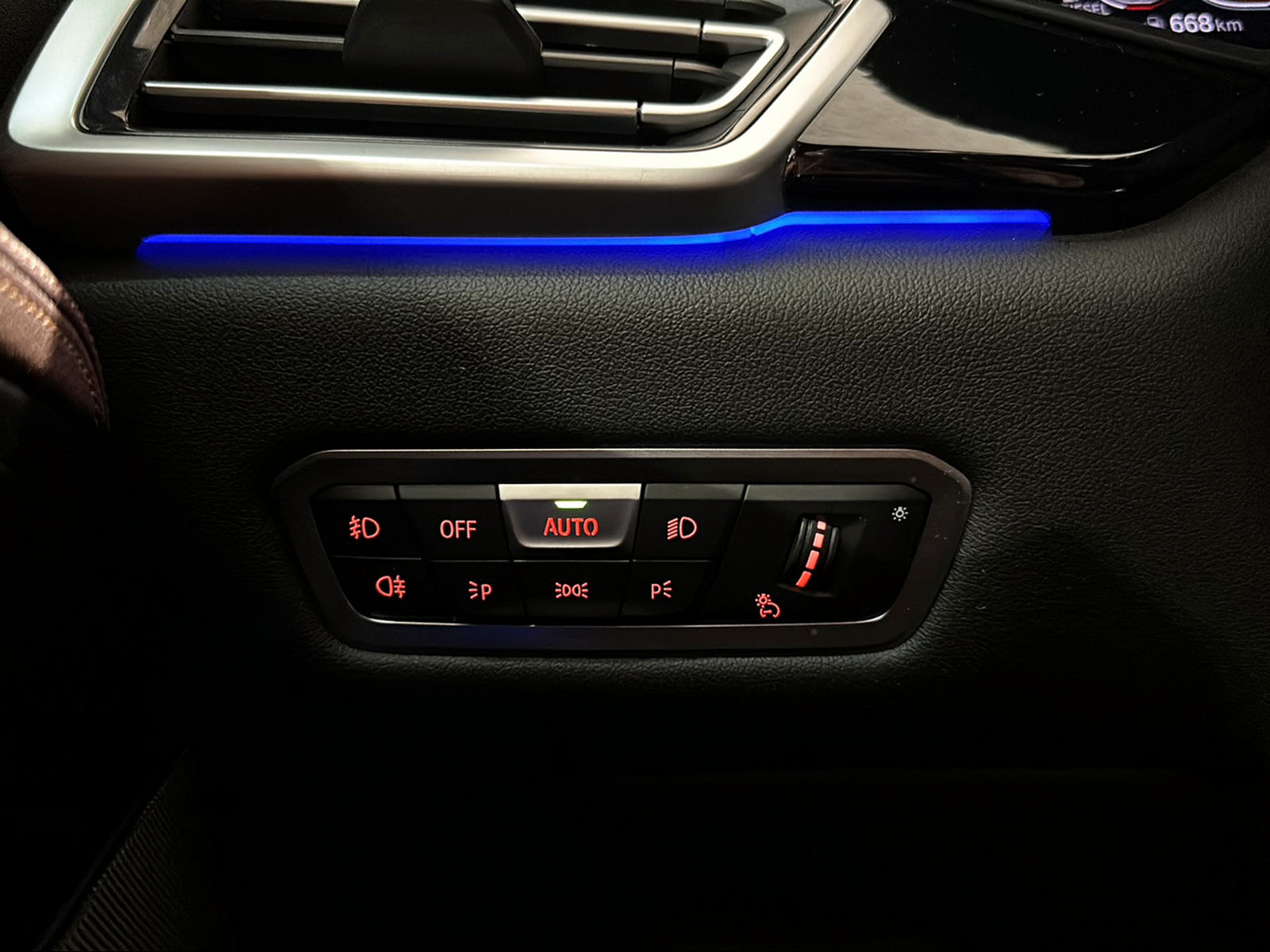 BMW X5 xDrive M50d Steptronic-image-28