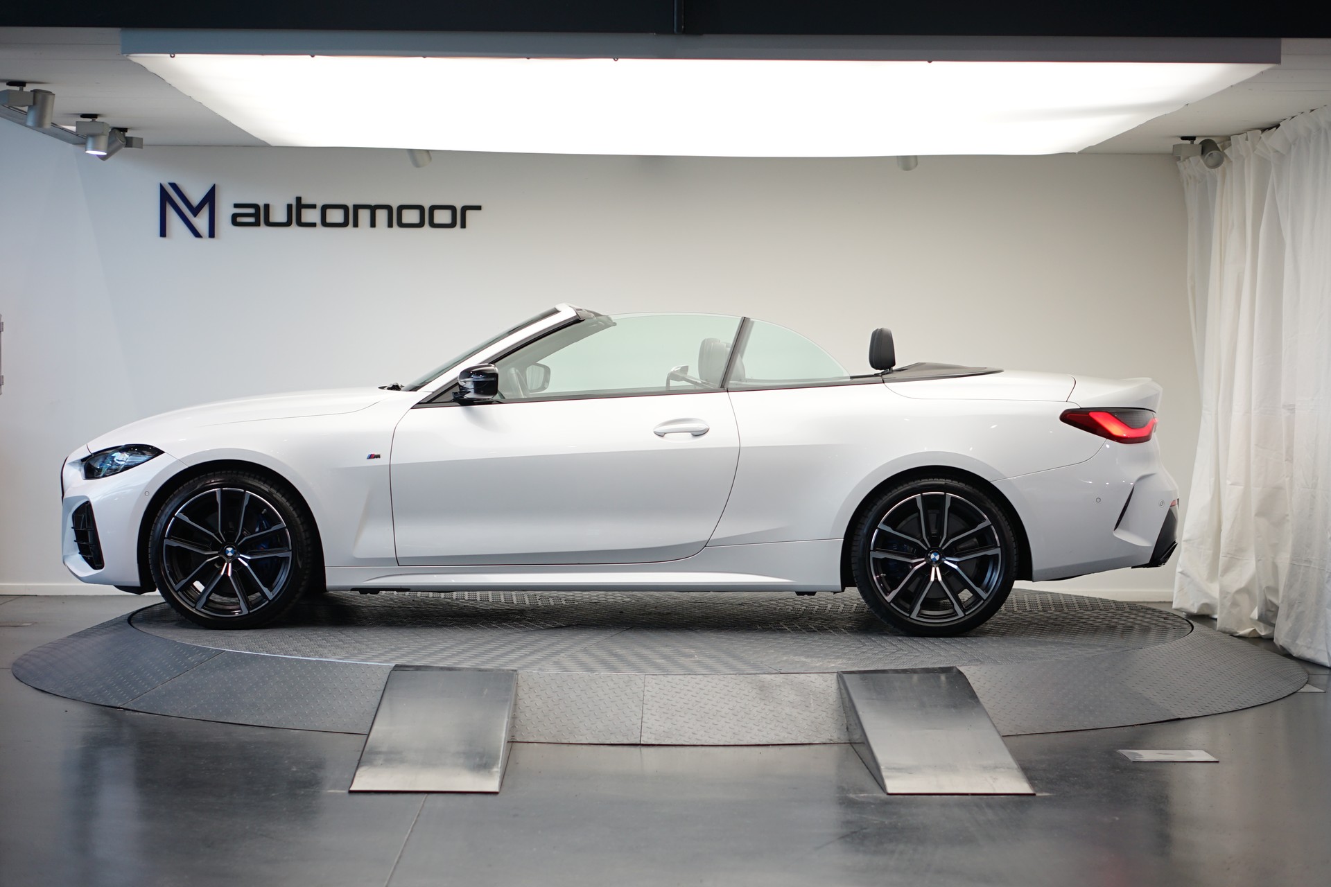 BMW M440i xDrive 48V Cabriolet Steptronic *CH-Fahrzeug*-image-7