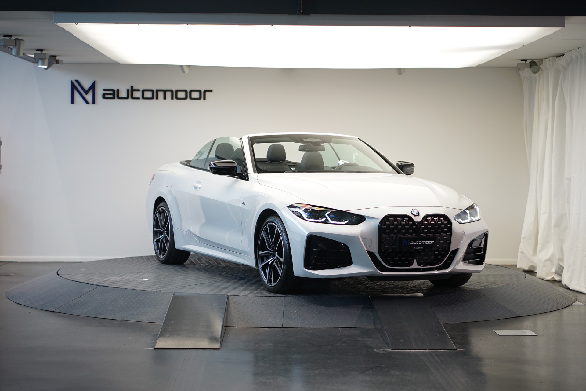 BMW M440i xDrive 48V Cabriolet Steptronic *CH-Fahrzeug*-image-2