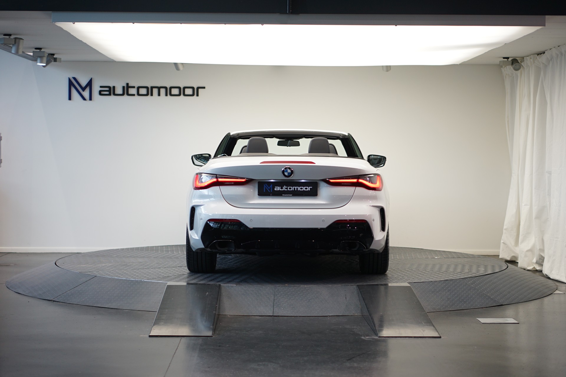 BMW M440i xDrive 48V Cabriolet Steptronic *CH-Fahrzeug*-image-5