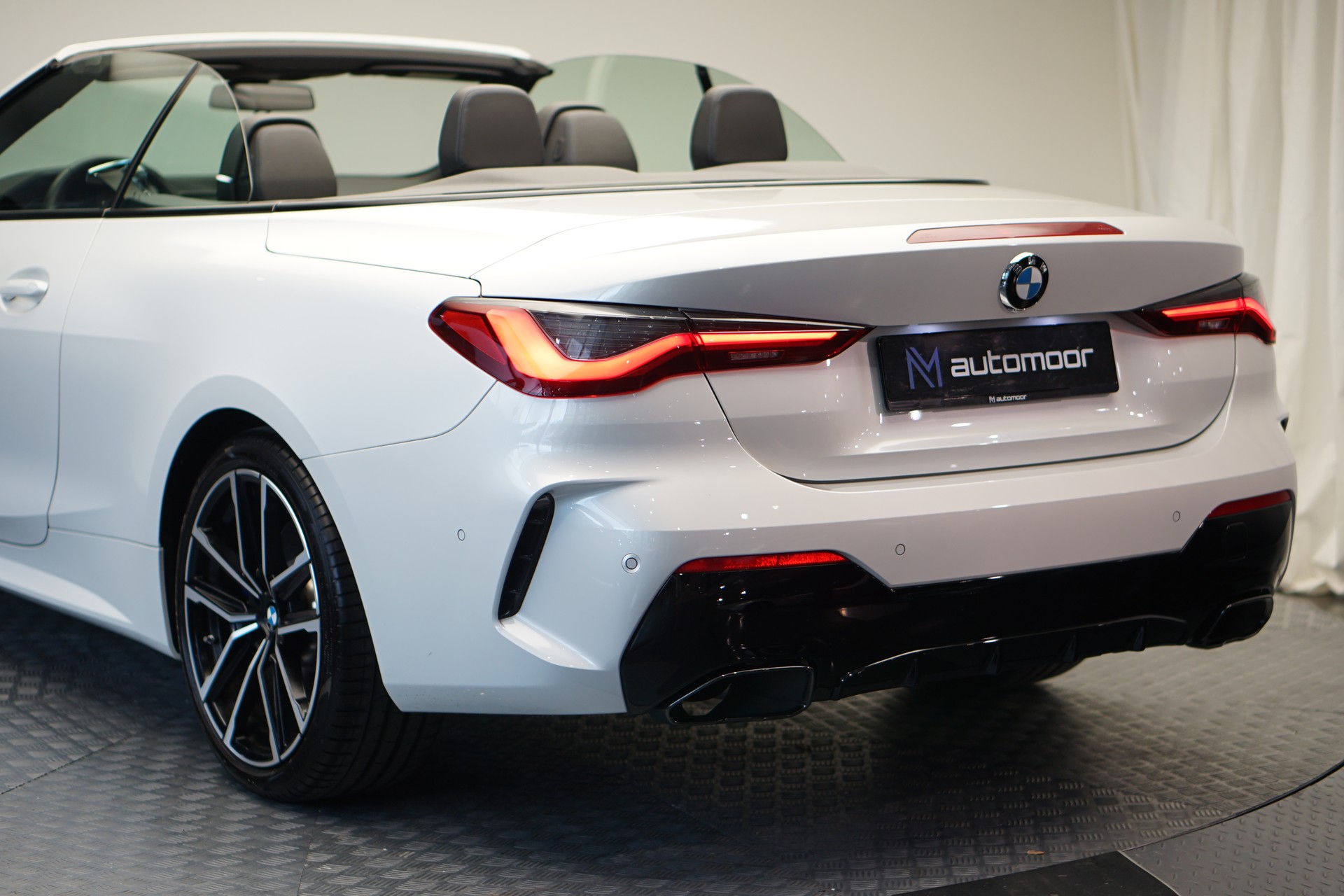 BMW M440i xDrive 48V Cabriolet Steptronic *CH-Fahrzeug*-image-40