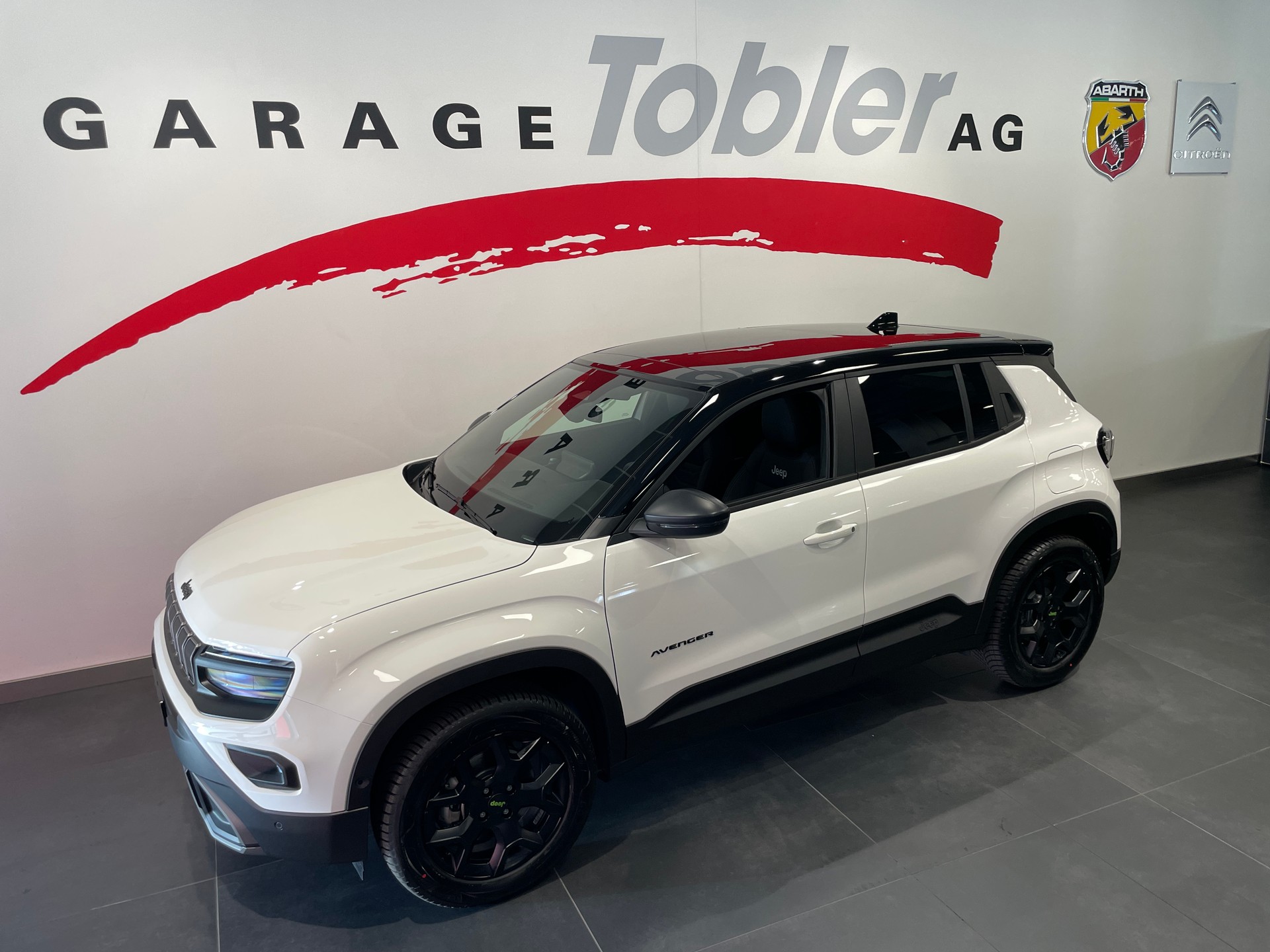 JEEP Avenger 1.2 Turbo MHEV Overland Leather Sky 4xe-image-7