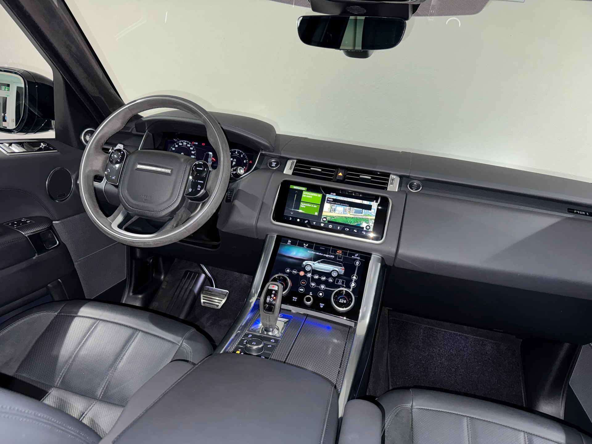 LAND ROVER Range Rover Sport P400 3.0 I6 MHEV HST Automatic | 1.Hand | CH |-image-16