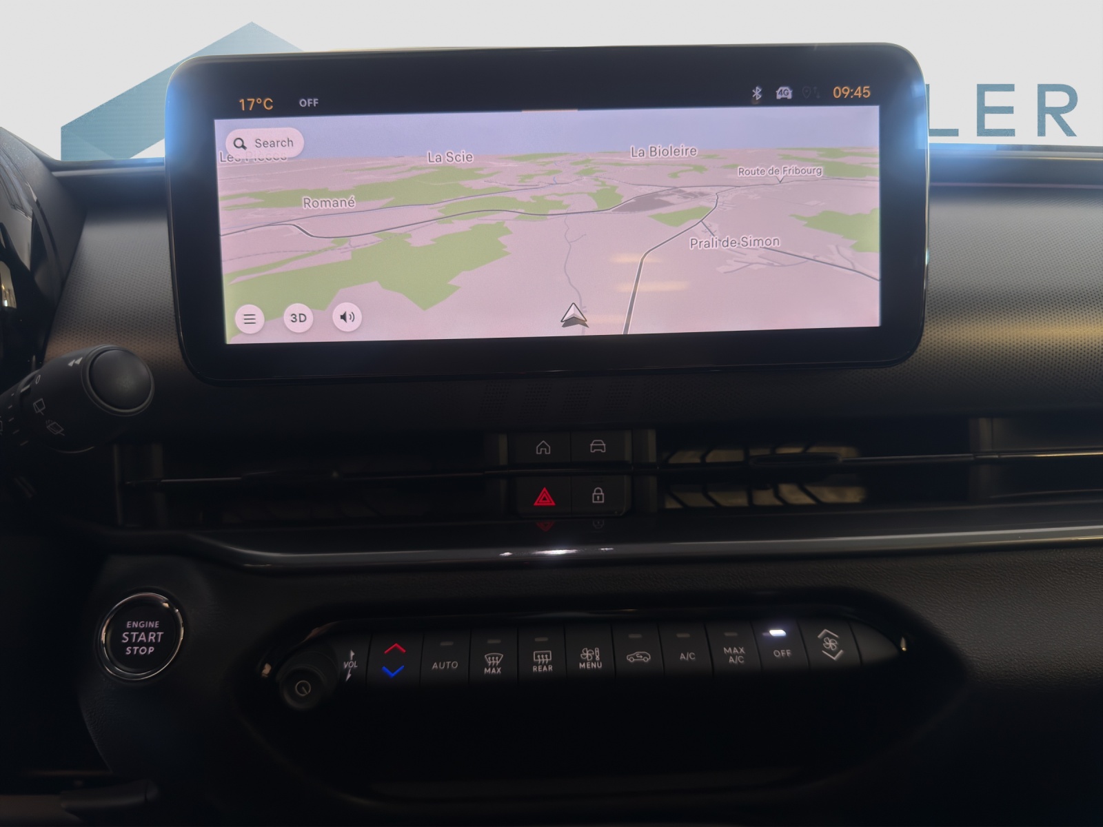 FIAT 600 1.2 Hybrid 145 Sport-image-10