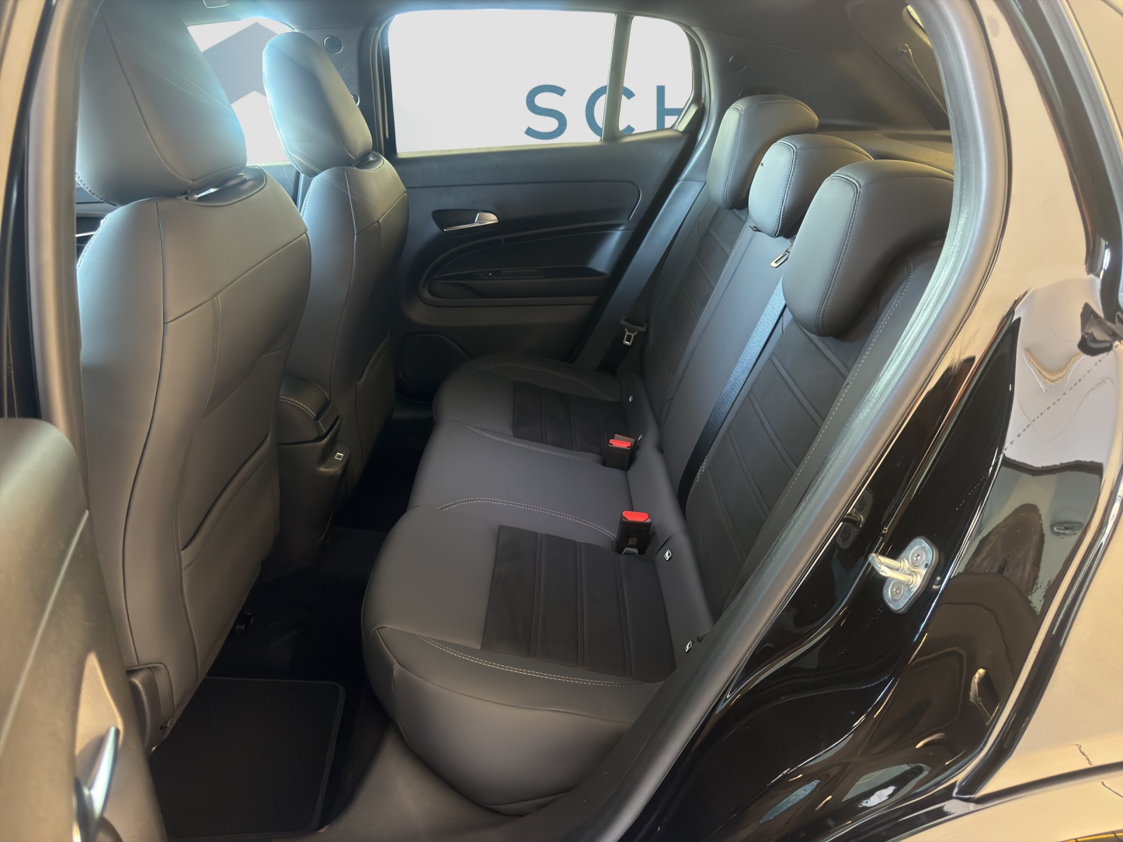 FIAT 600 1.2 Hybrid 145 Sport-image-7
