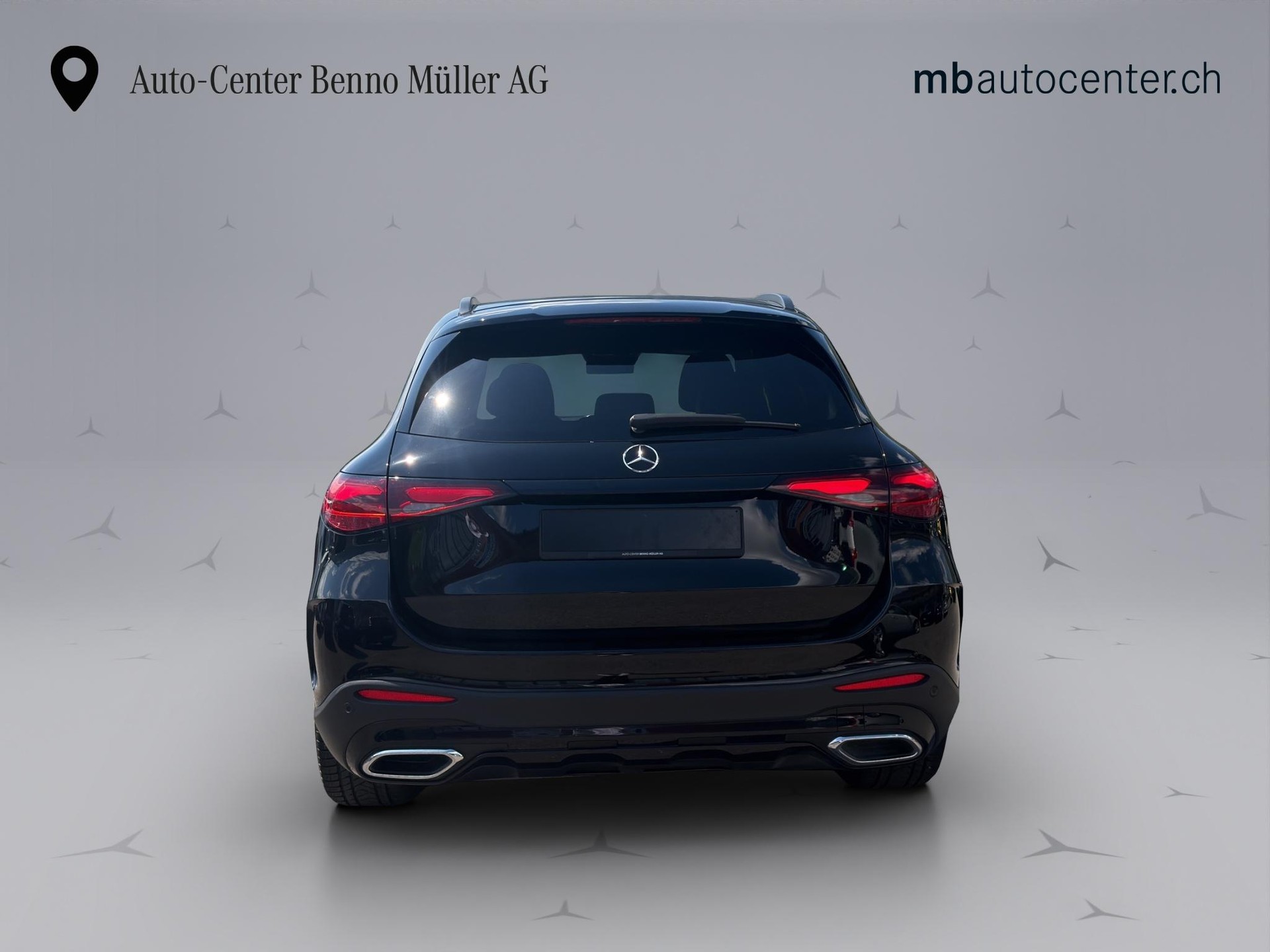 MERCEDES-BENZ GLC 220 d AMG Line 4matic-image-3