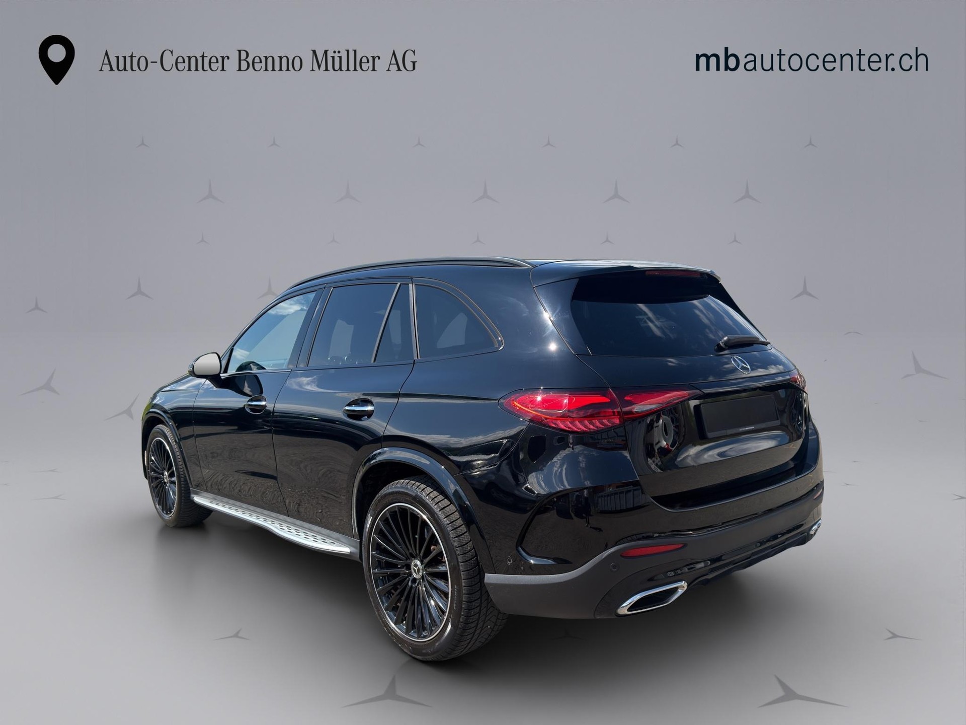 MERCEDES-BENZ GLC 220 d AMG Line 4matic-image-2