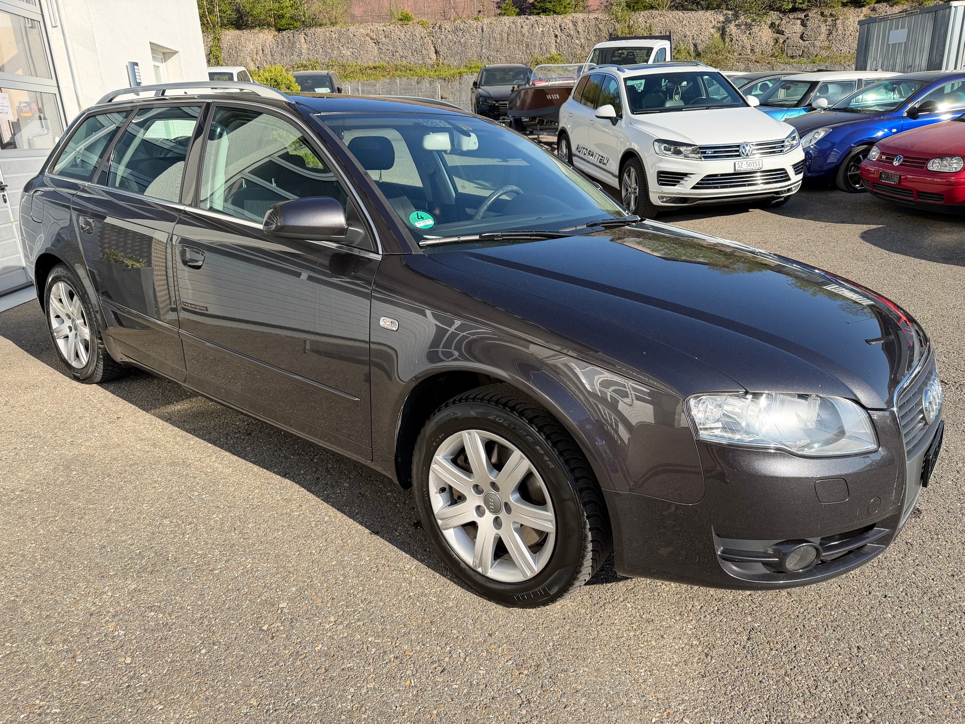 AUDI A4 Avant 2.0 Turbo FSI-showroom-element-3