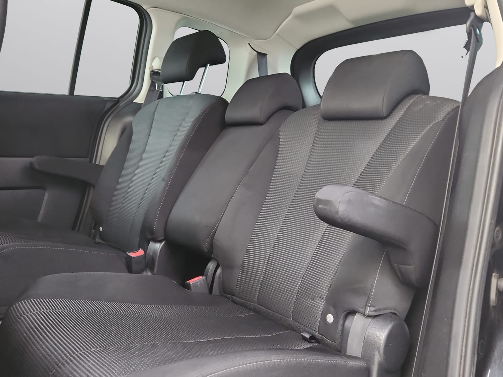 MAZDA 5 2.0 16V Exclusive-image-10
