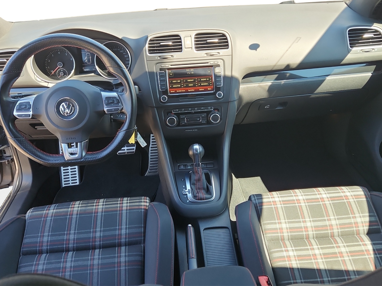 VW Golf 2.0 TSI GTI DSG-image-10